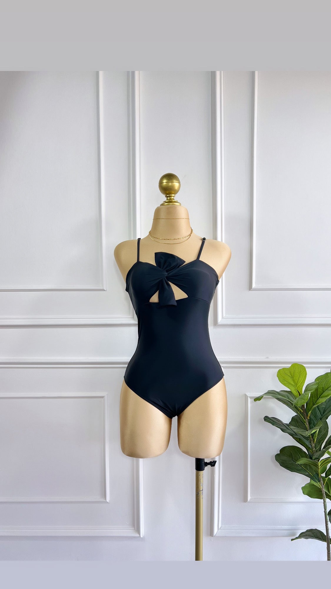 Bikini Con Pareo Negro