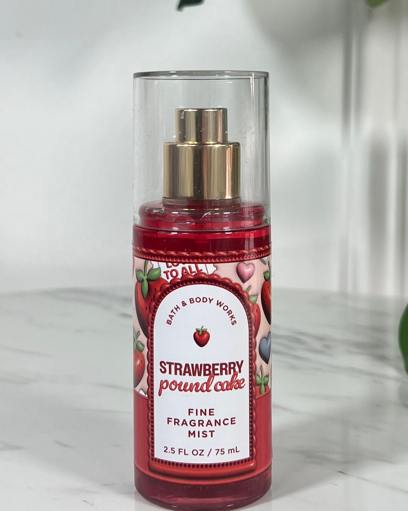 Body Mini Strawberry Pound Cake