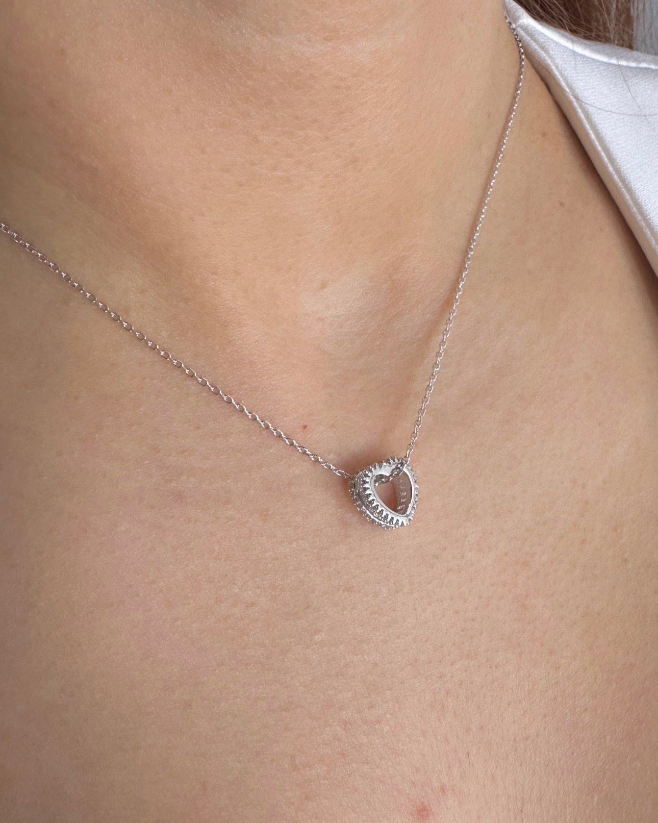 Collar Corazón Barril