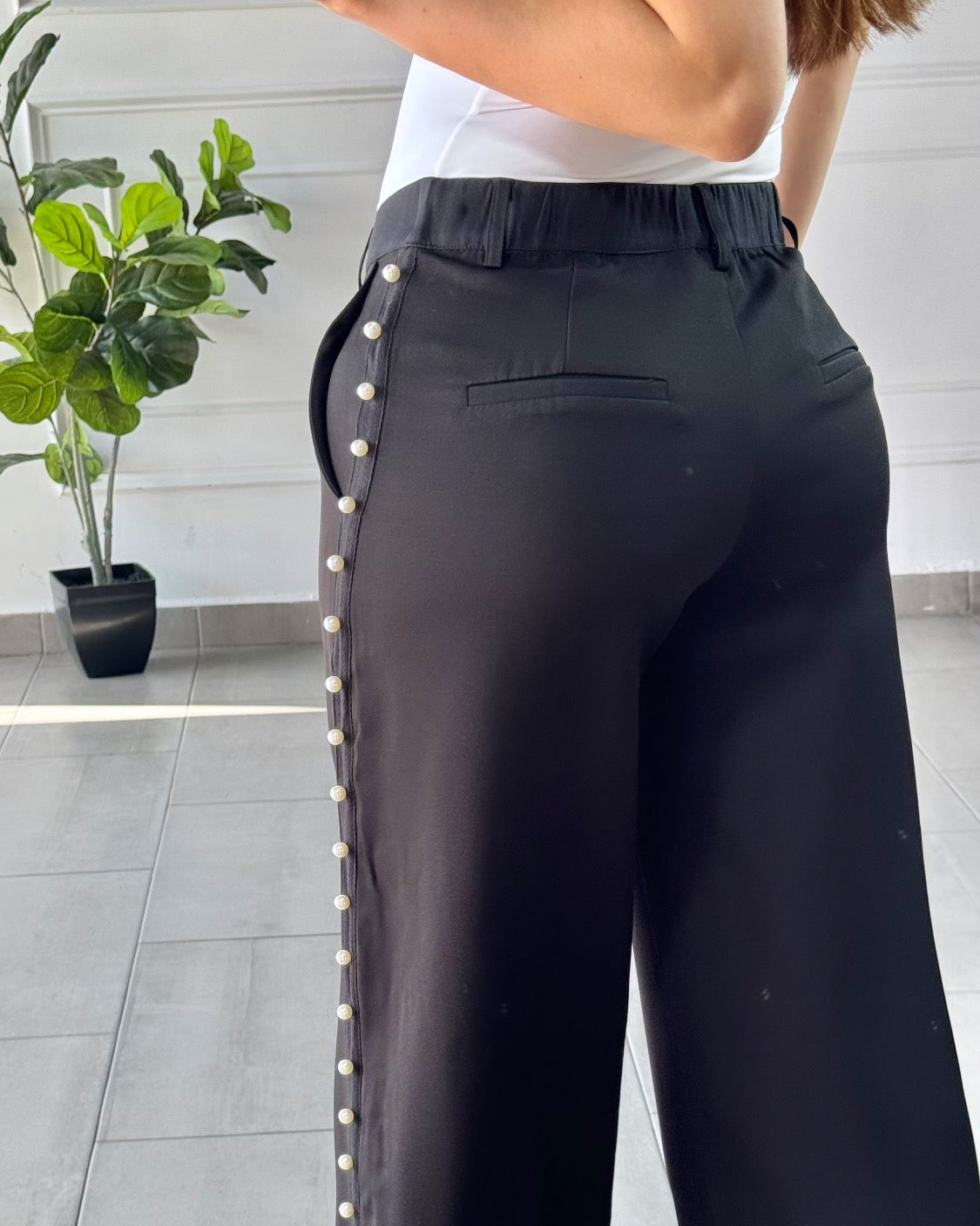 Pantalón Negro Perlas