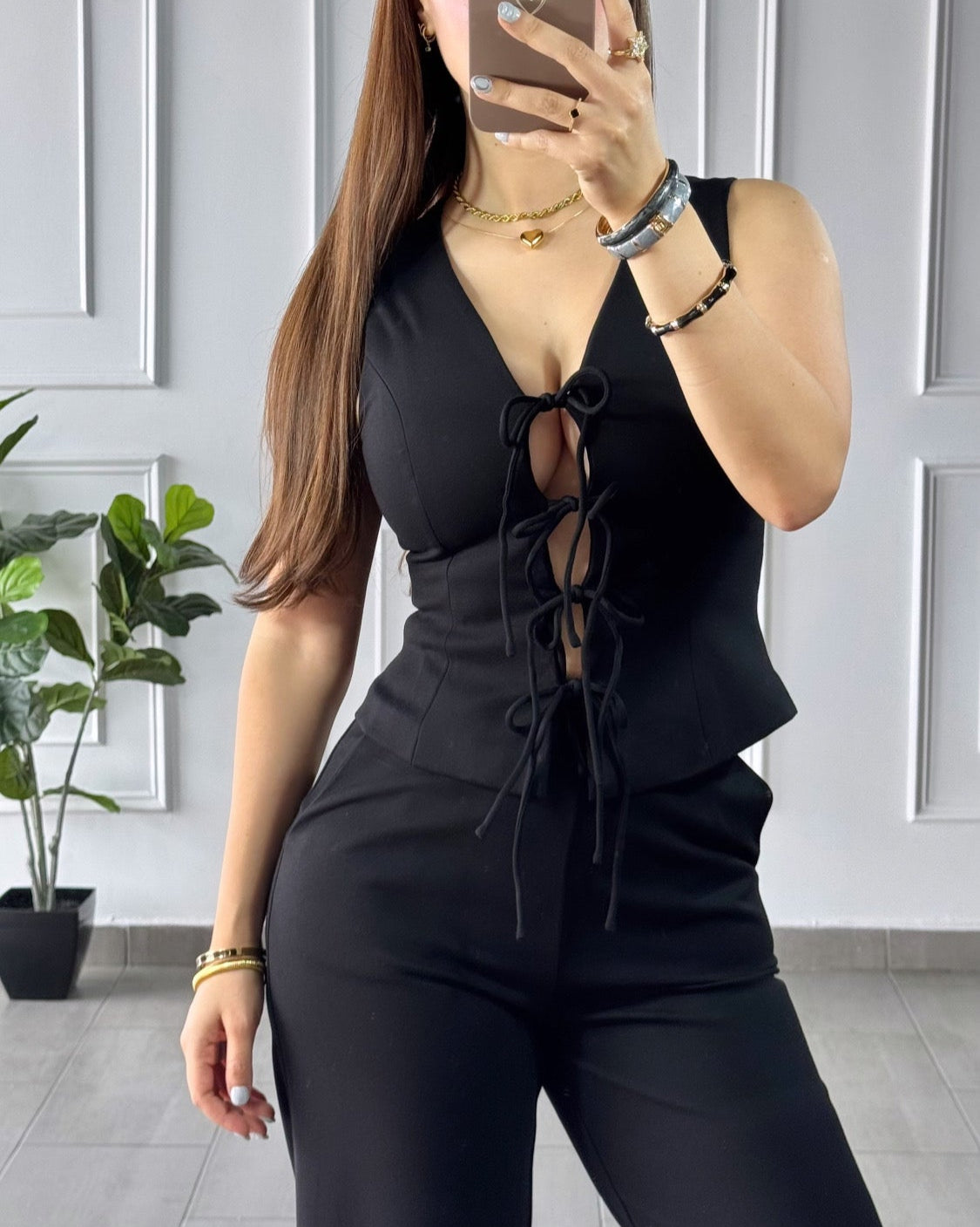 Set Black