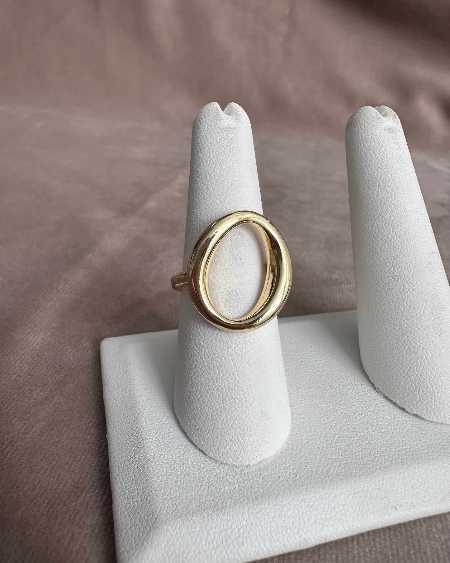 Anillo Oval Med