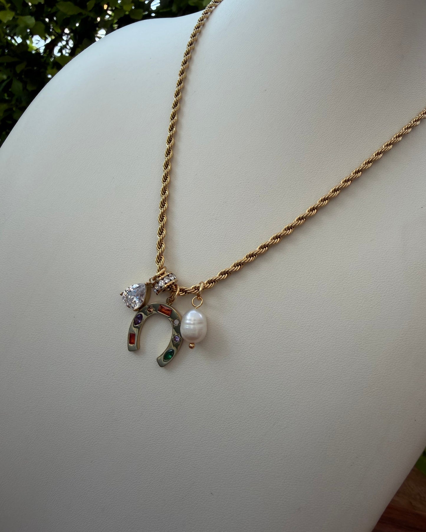 Collar Herradura Torzal