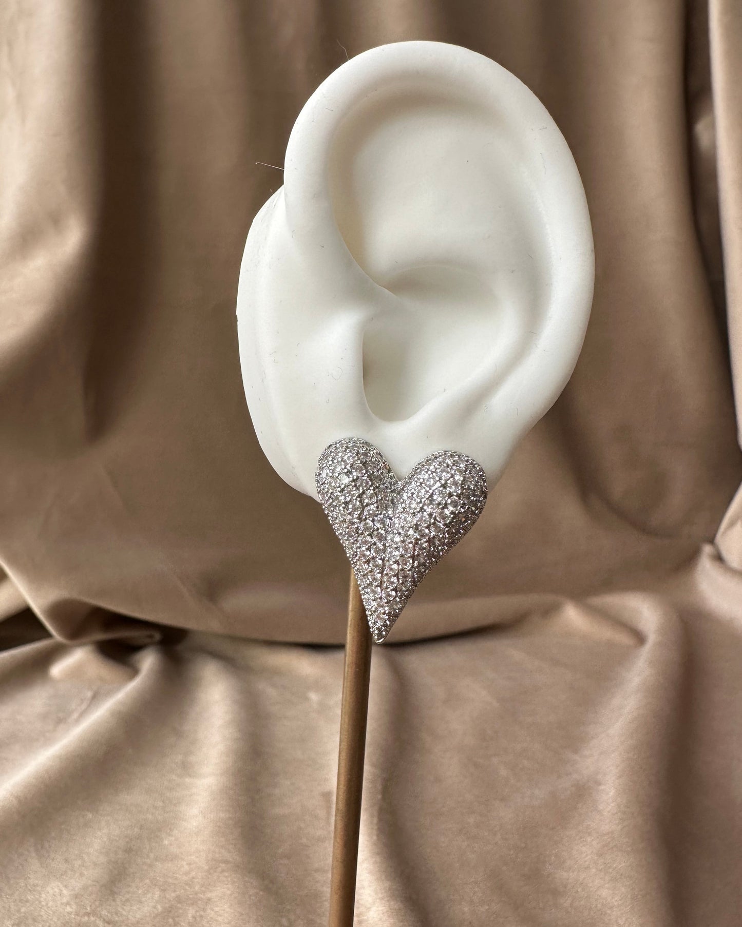 Arete Corazón Brillo