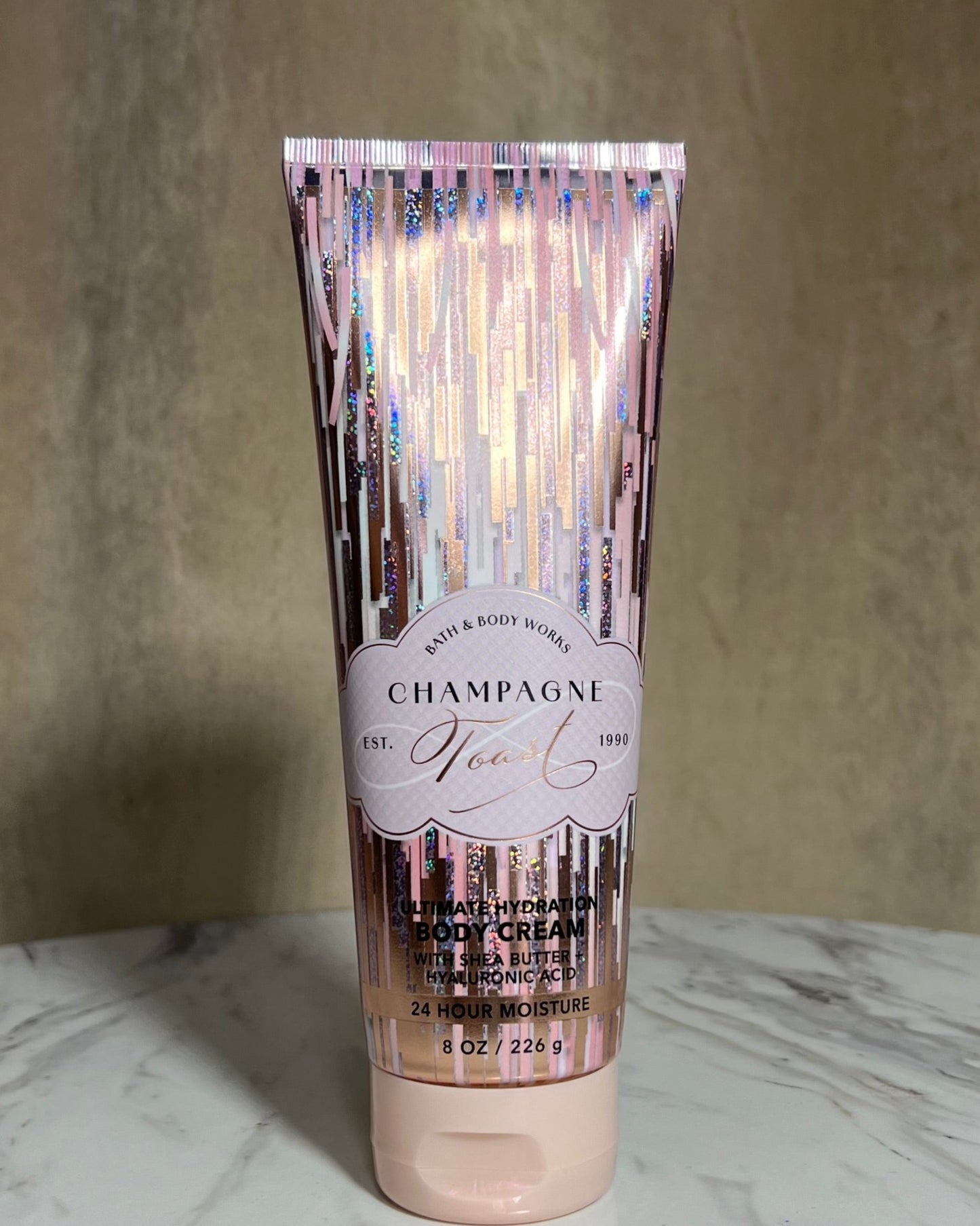 Crema Champagne Toast