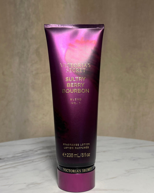 Crema sultry berry bourbon