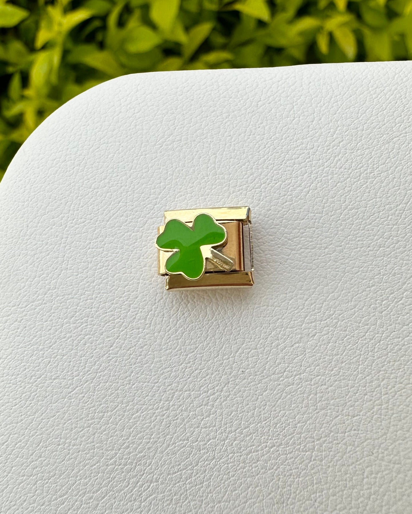 Charm Trébol Dorado