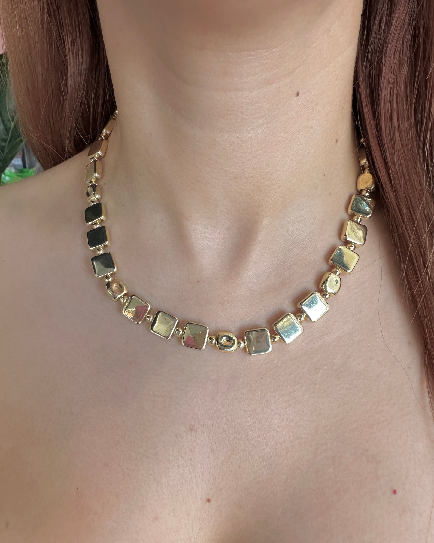 Collar Cuadro Dorado