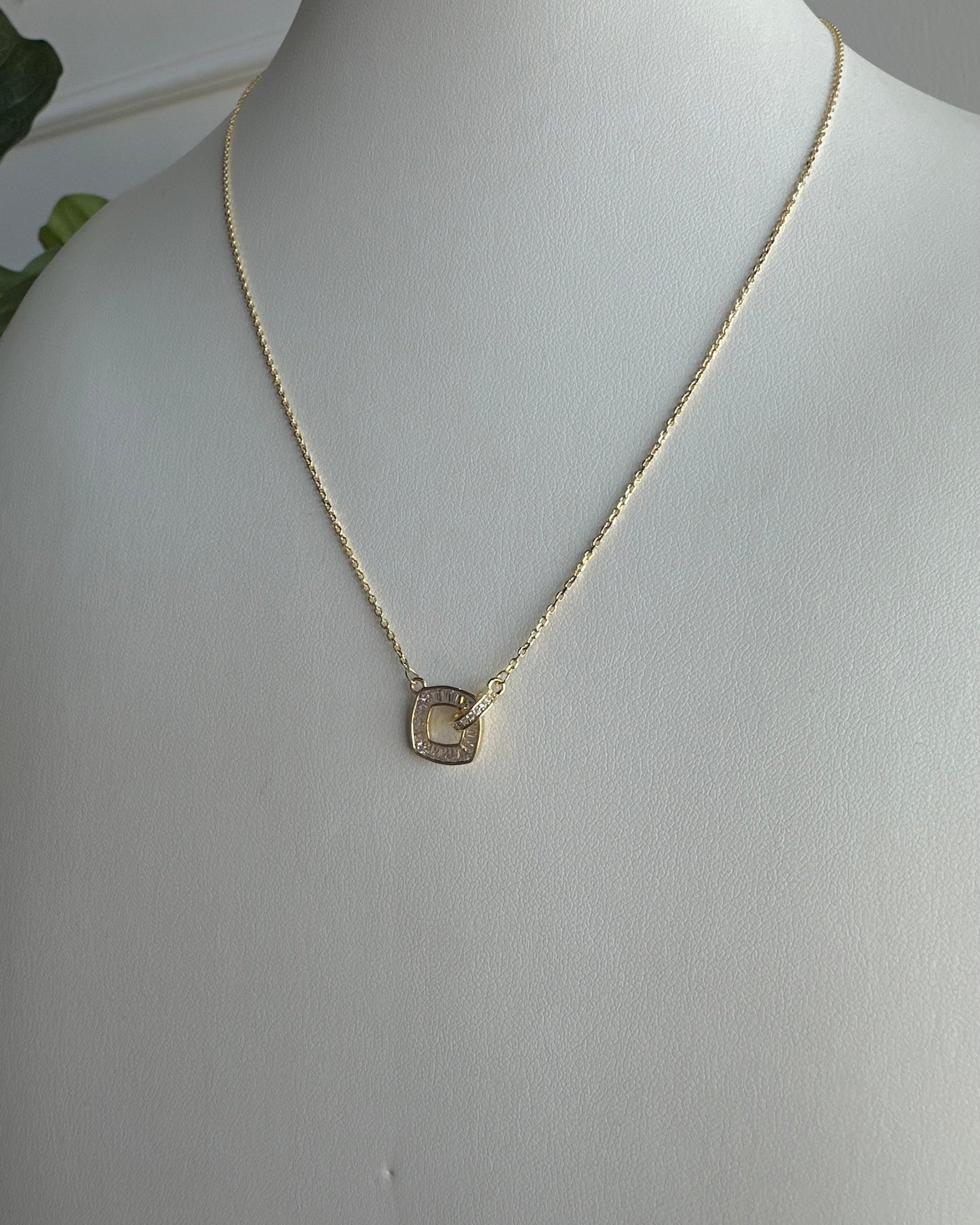 Collar Barril Cuadro Brillo
