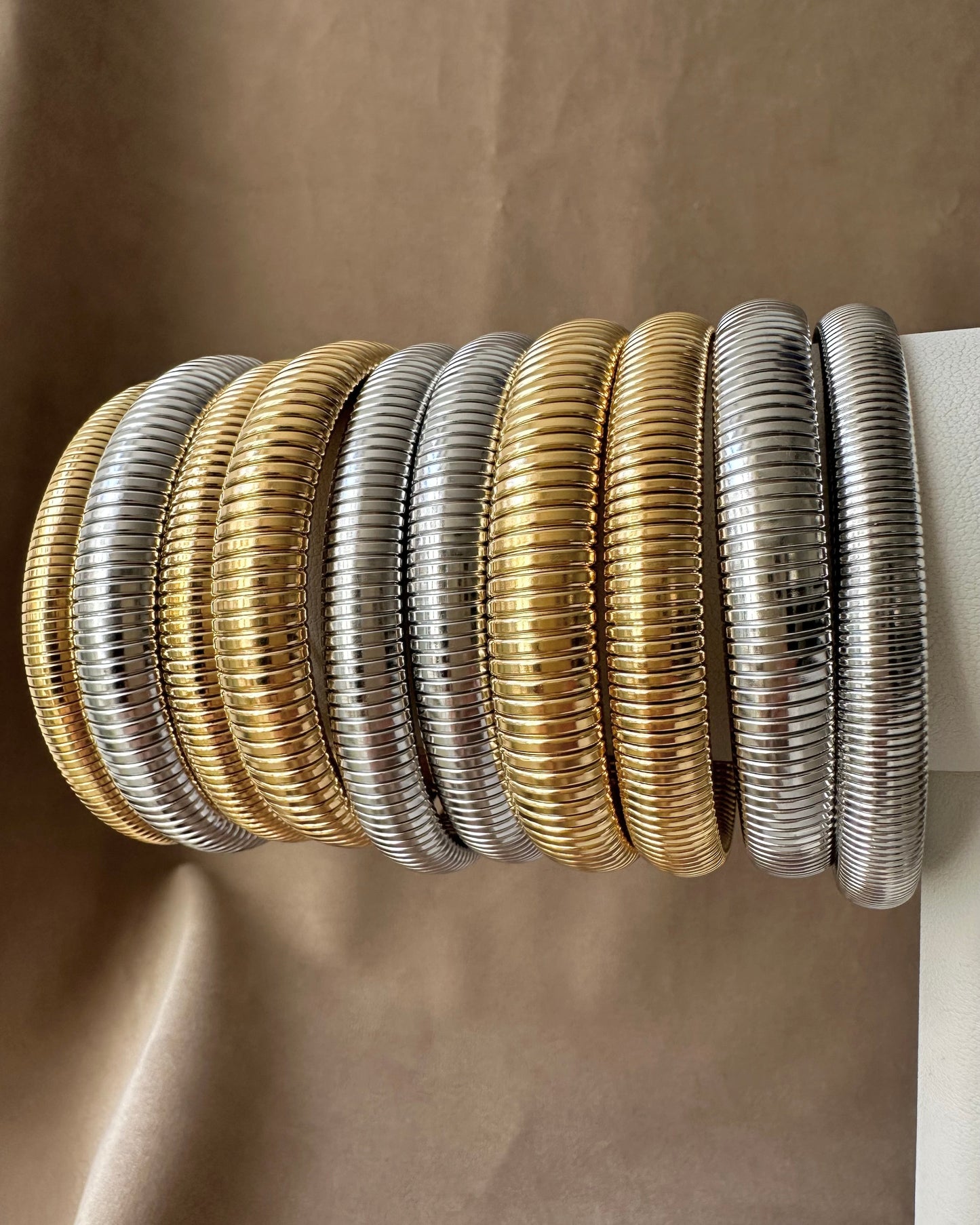 Pulsera Dura Lineas Ch