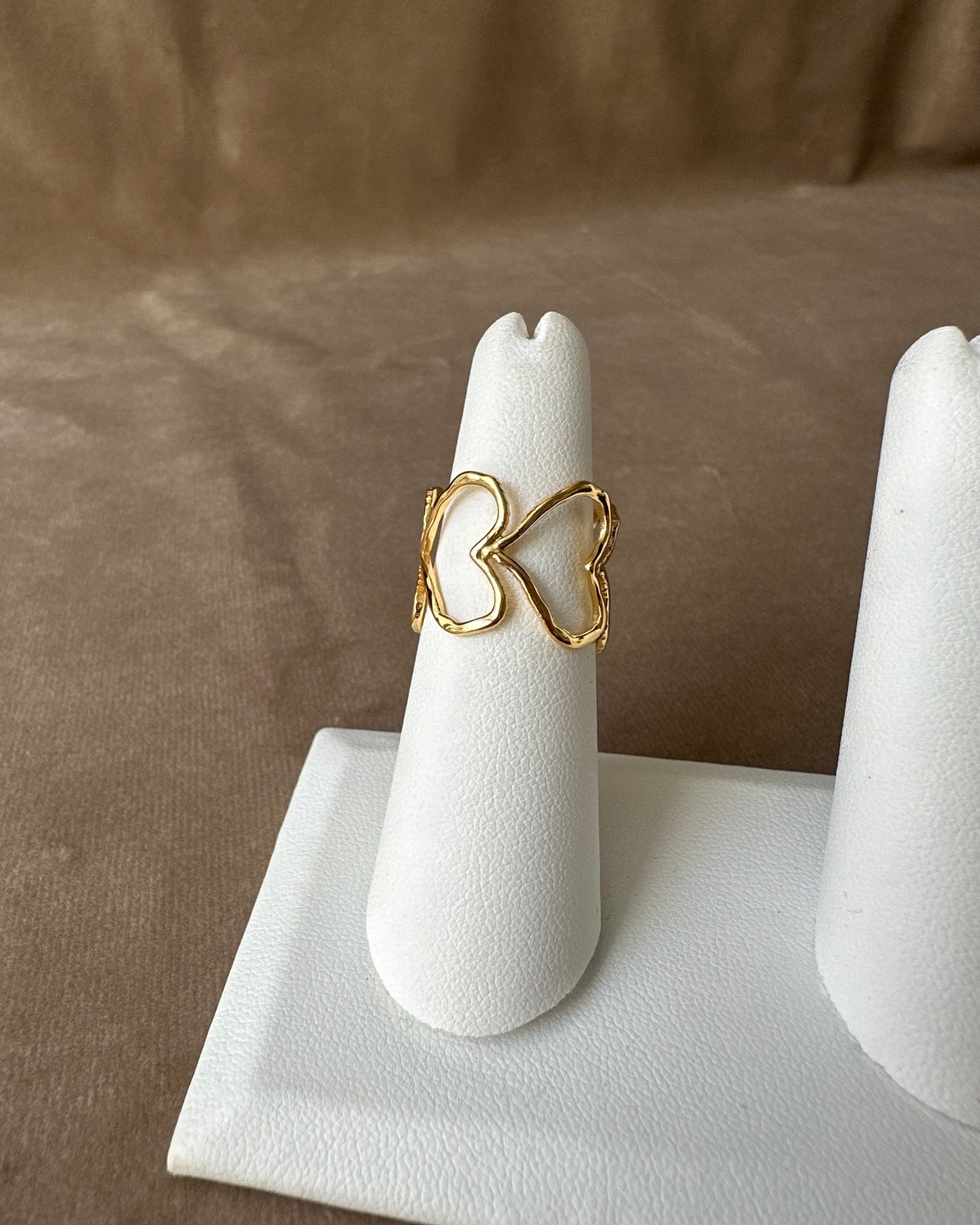 Anillo Corazón Silueta