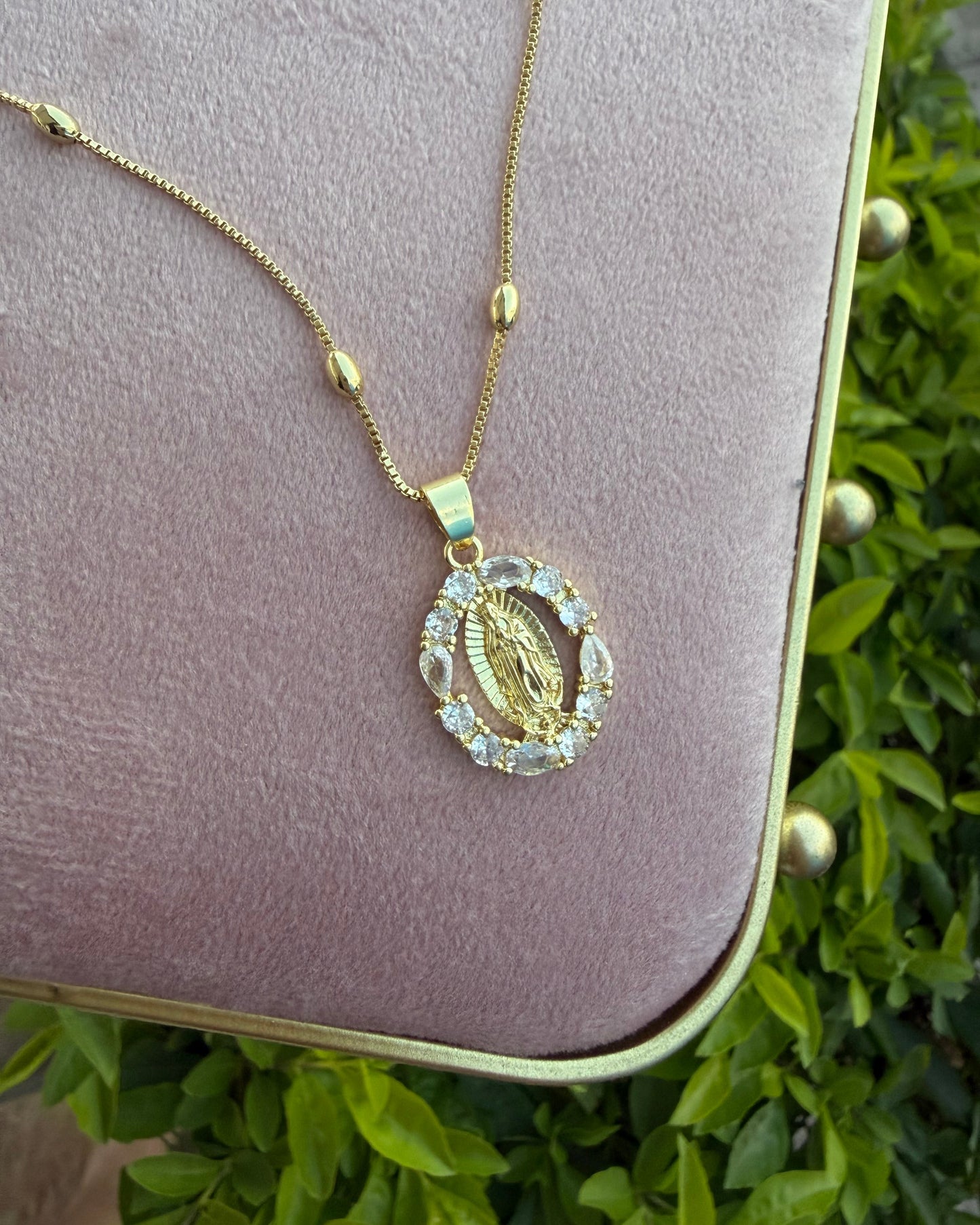 Collar Virgen Brillo