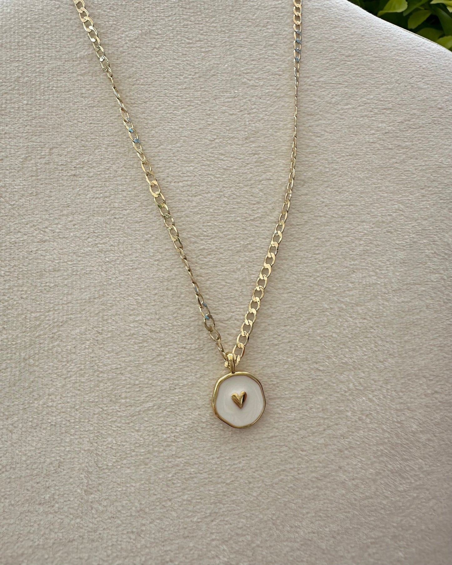 Collar Corazón Blanco Círculo