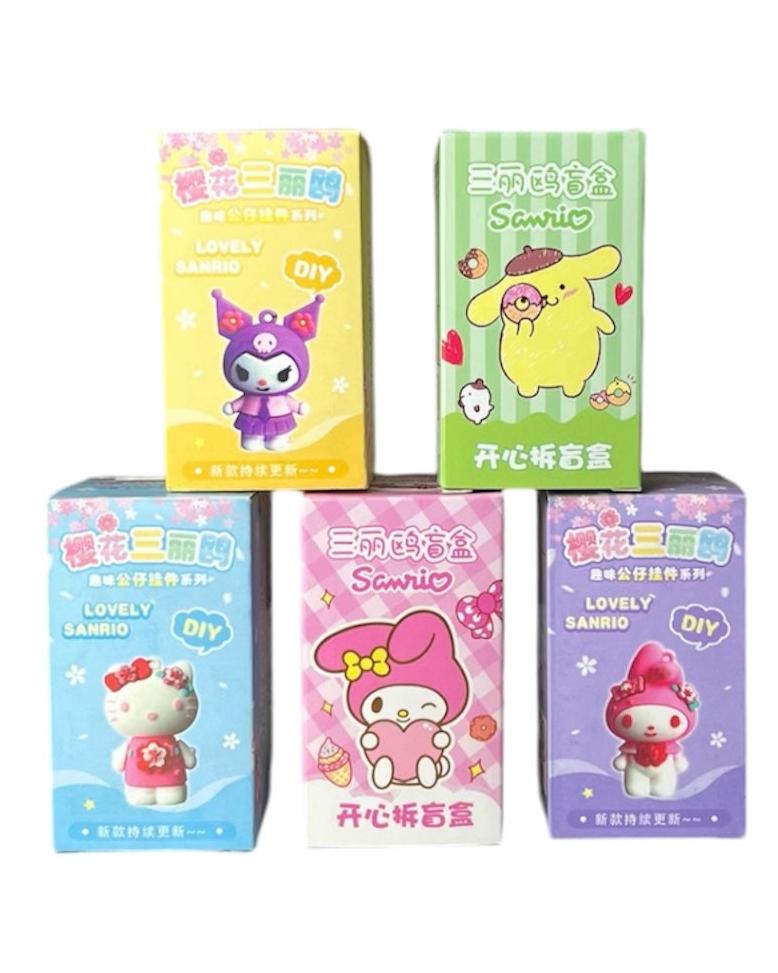 Llaveros lucky box sanrio
