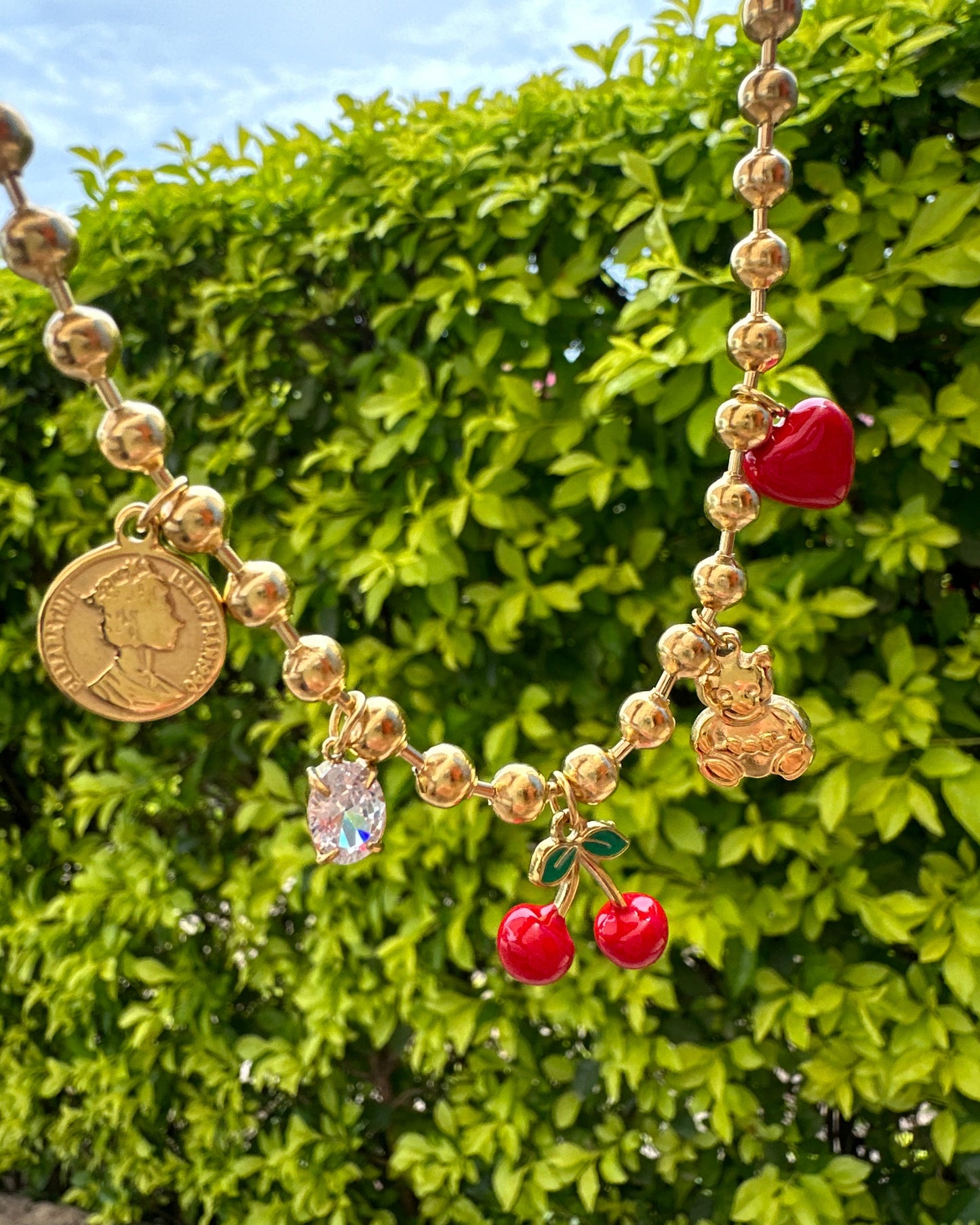 Collar Cereza Oso