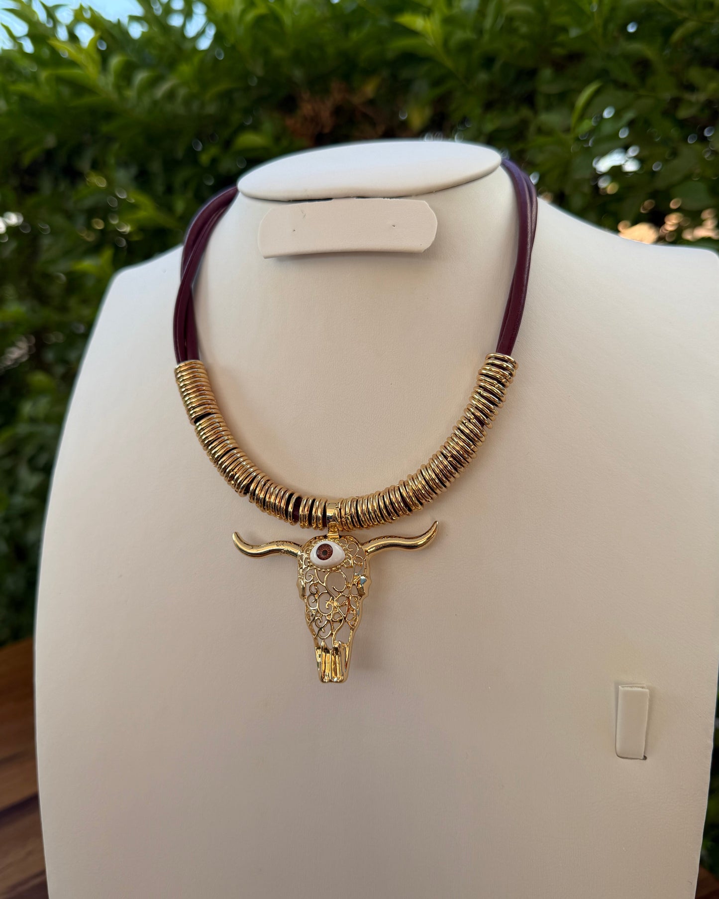 Collar Toro Ojo