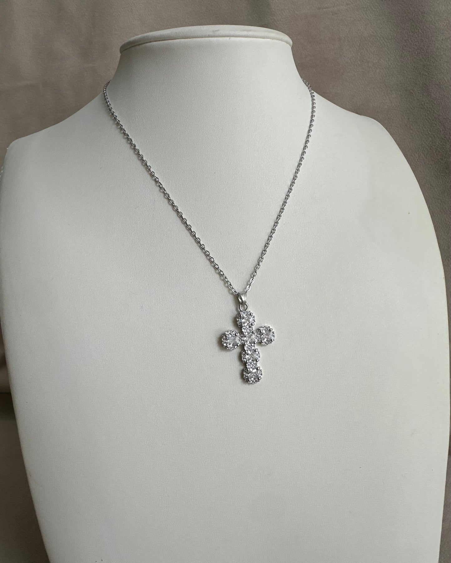 Collar Cruz Chunky Plata