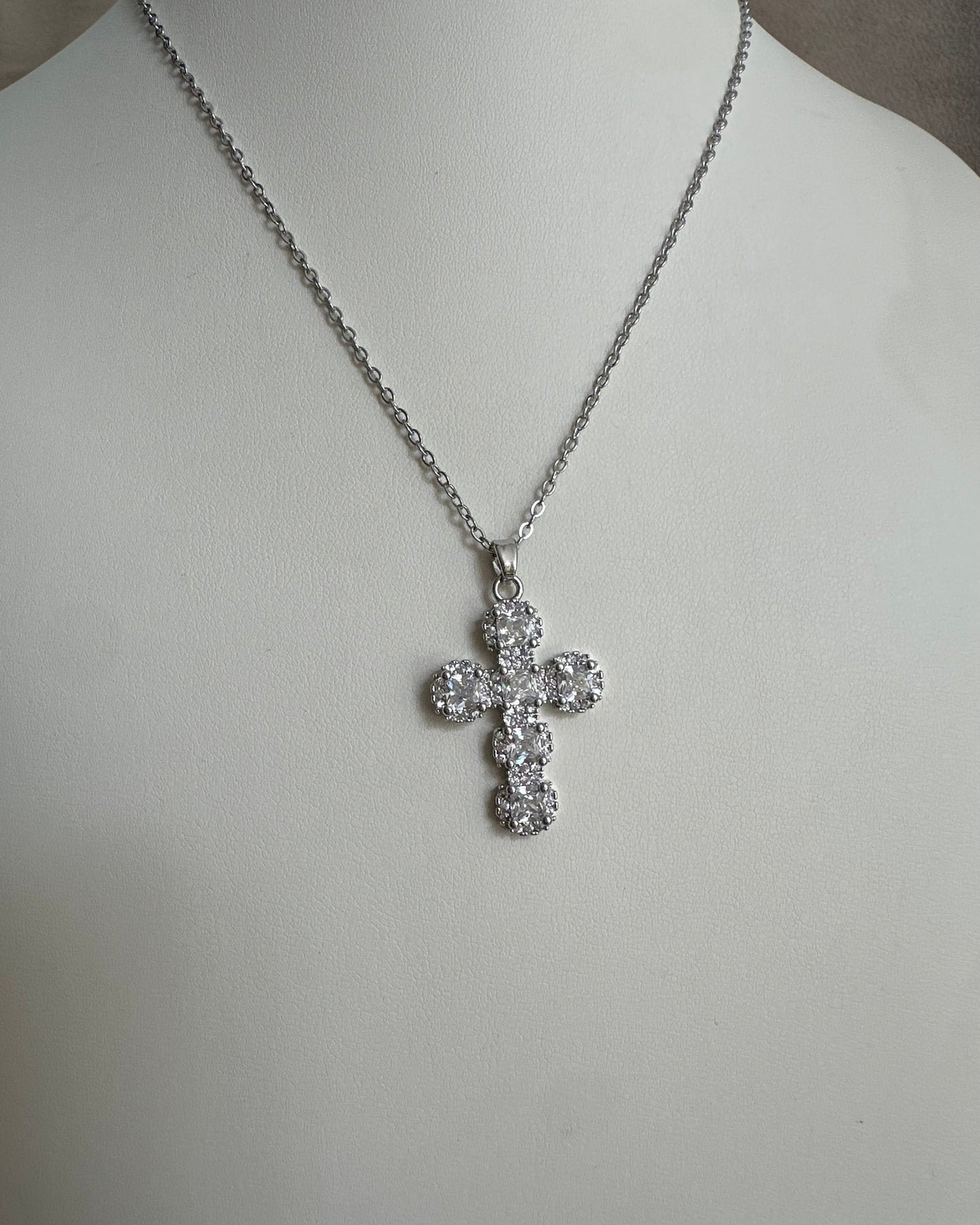 Collar Cruz Chunky Plata