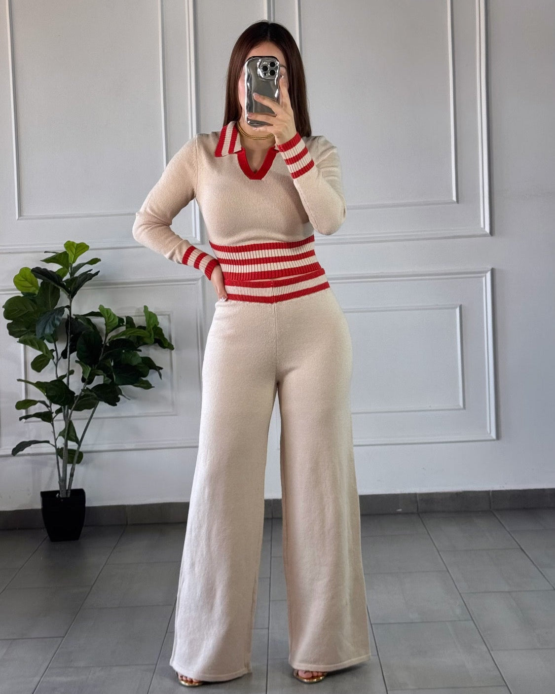 Set Beige Lineas Roja