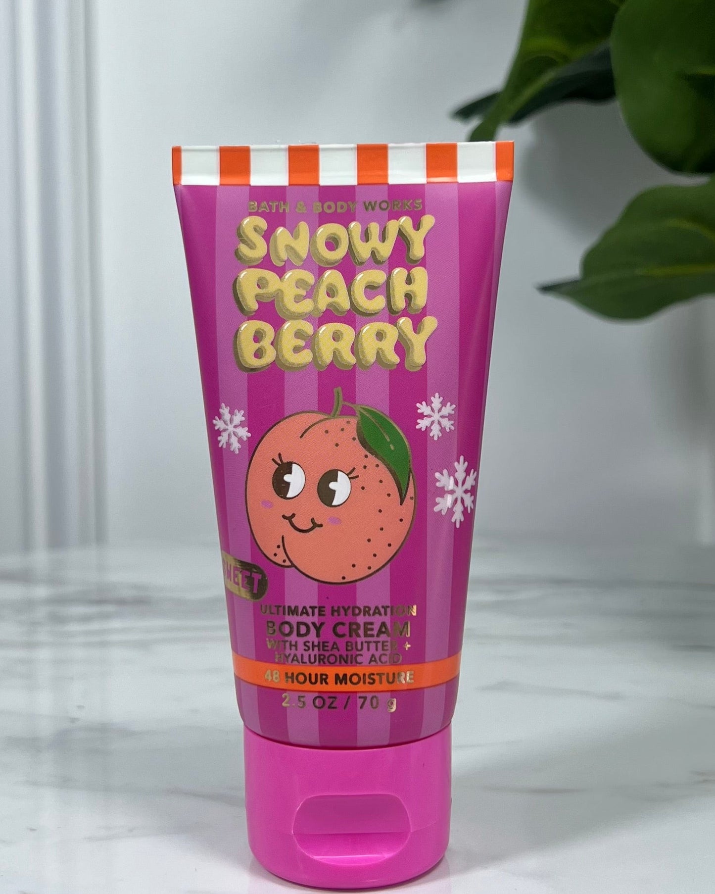 Crema Mini Snowy Peach Berry