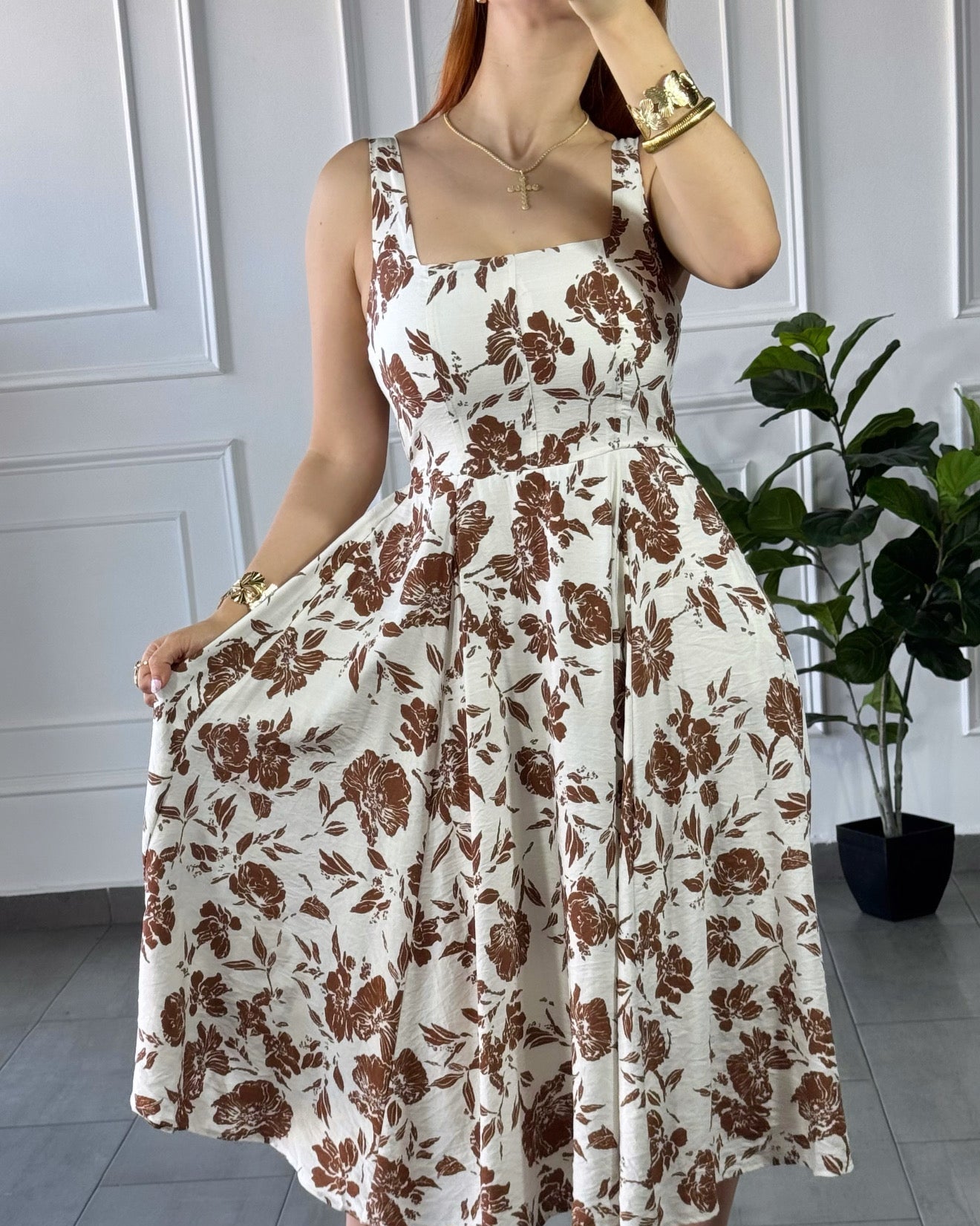 Vestido Floral Cafe