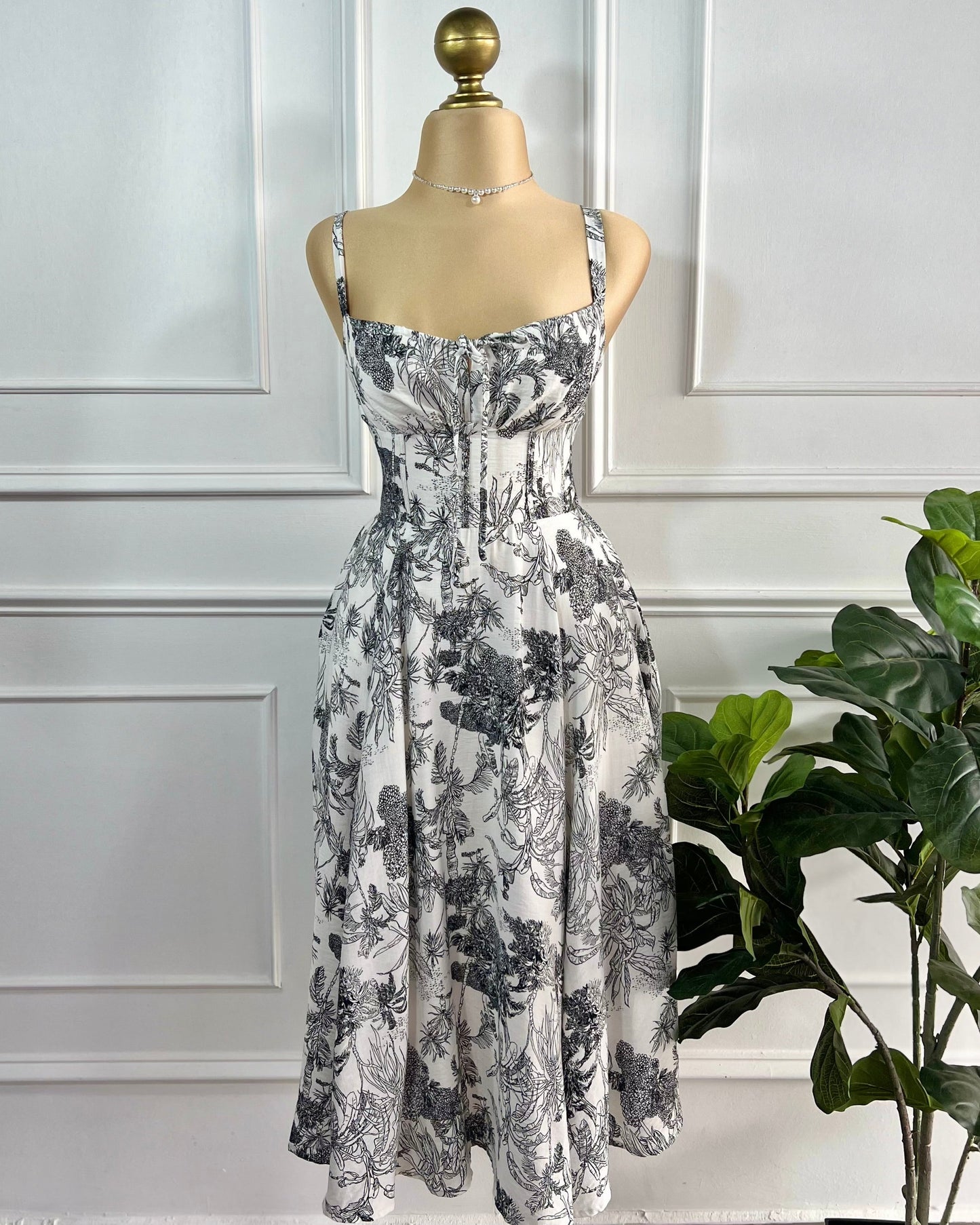 Vestido Midi Floral Black