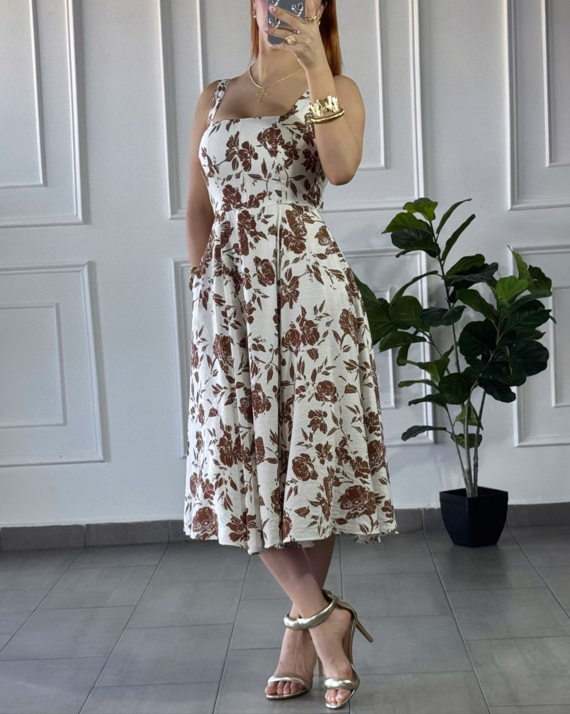Vestido Floral Cafe