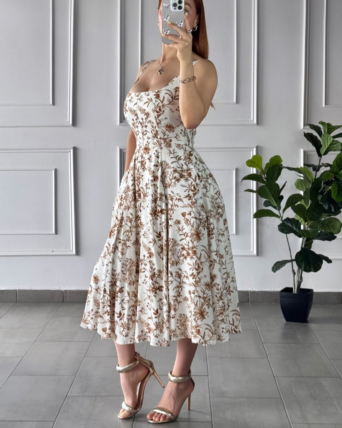 Vestido Floral Cafe