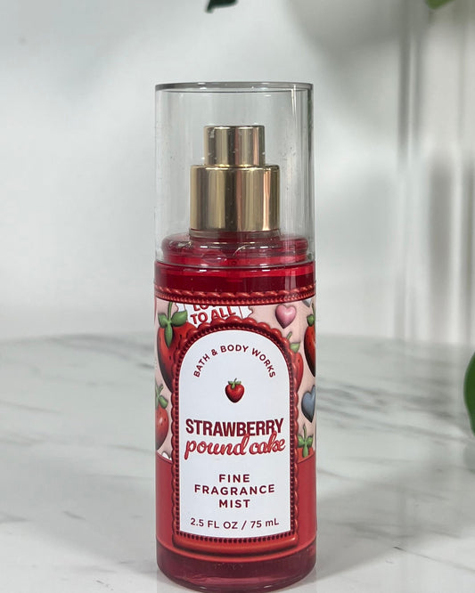 Body Mini Strawberry Pound Cake