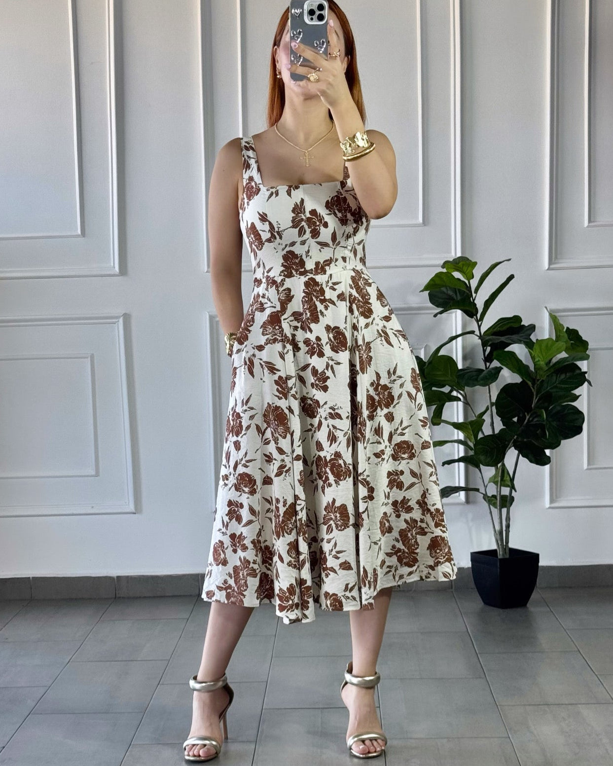 Vestido Floral Cafe