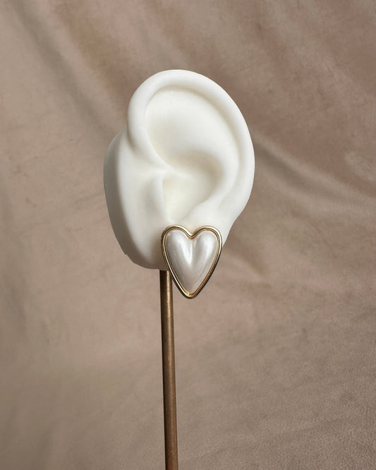 Arete Corazón Madre Perla