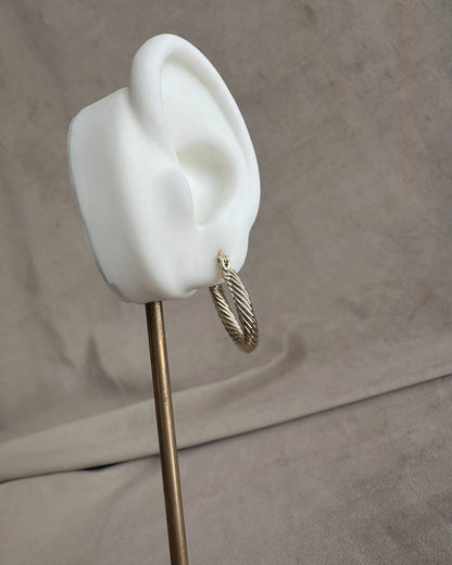 Arracada Tubular Grabada