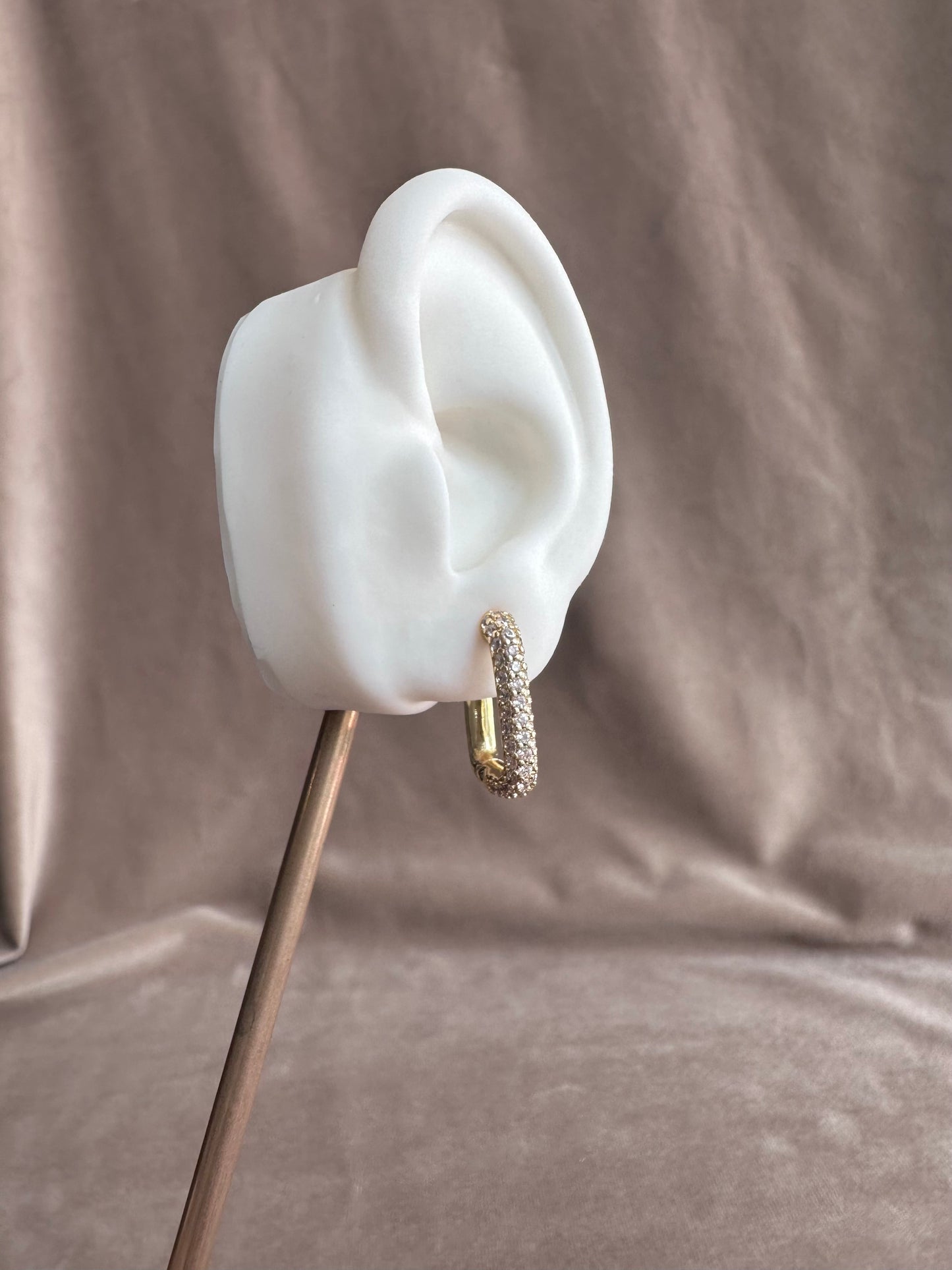 Arracada Cuadrada Transparente