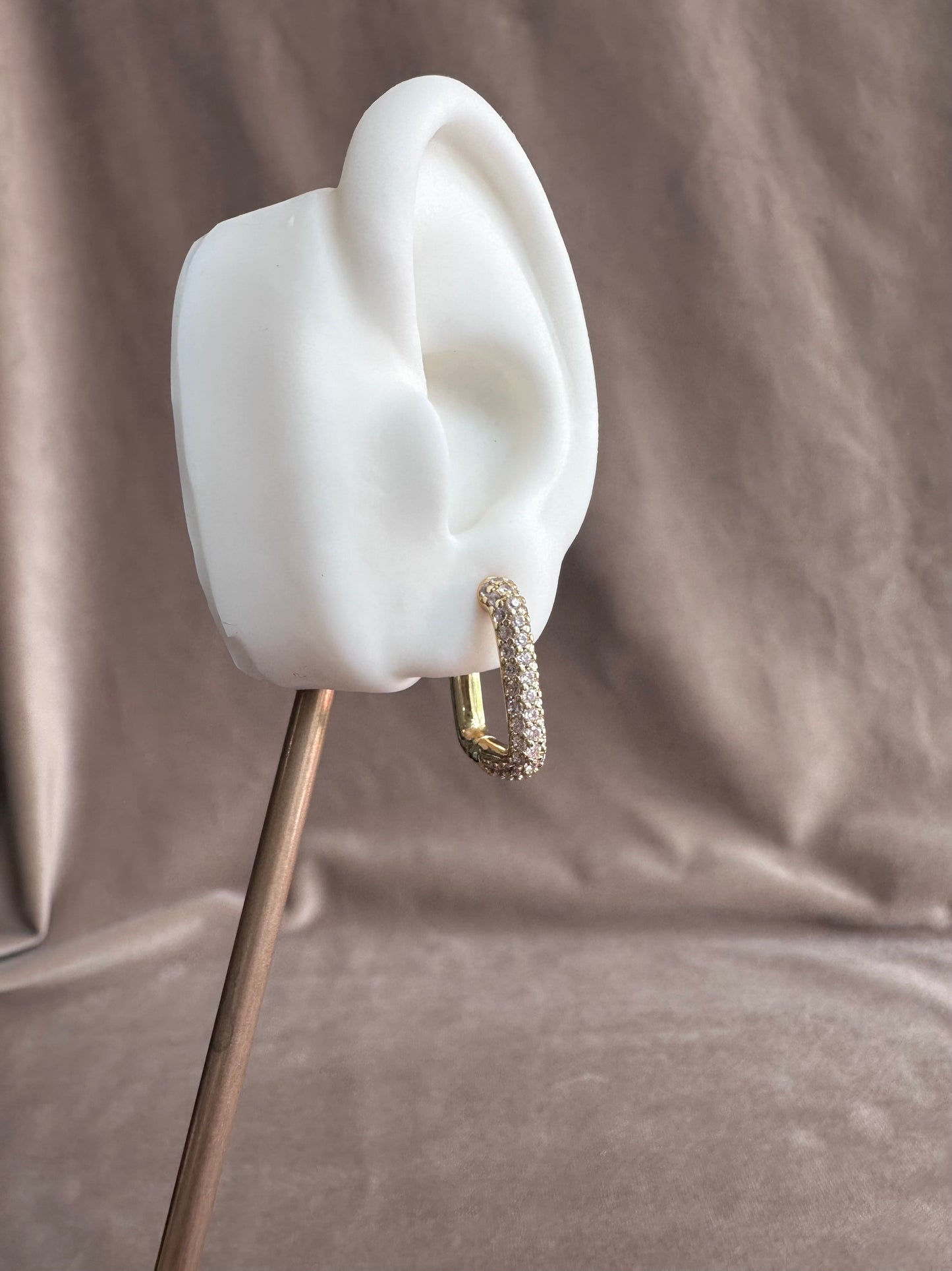 Arracada Cuadrada Transparente