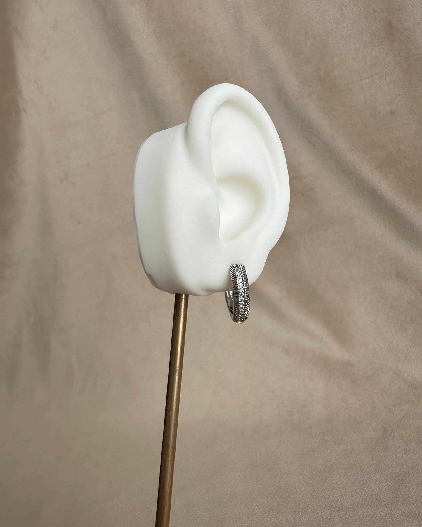 Arracada Plata Linea Brillo