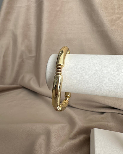 Pulsera Acrílico Dorada