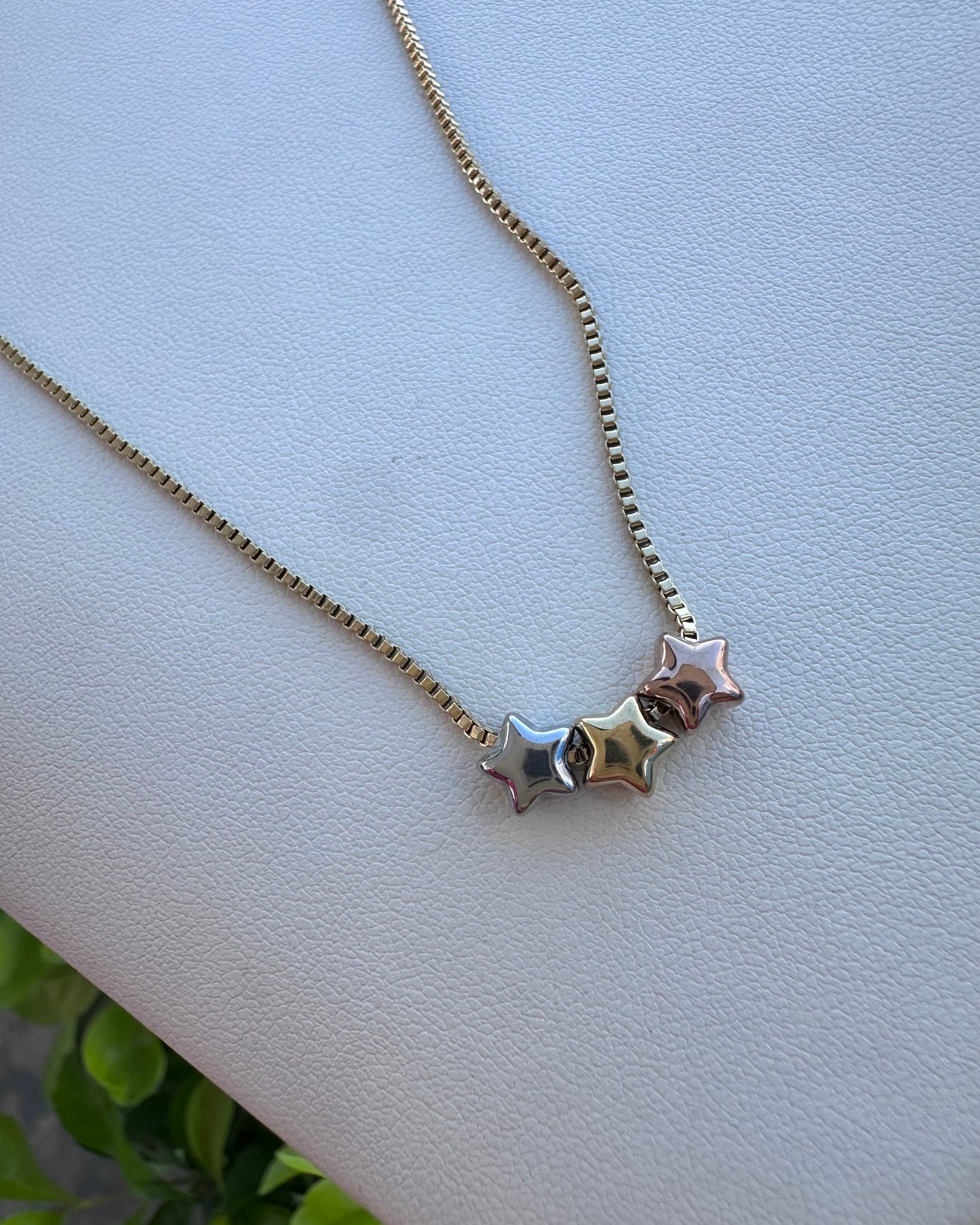 Collar Estrellas DPR