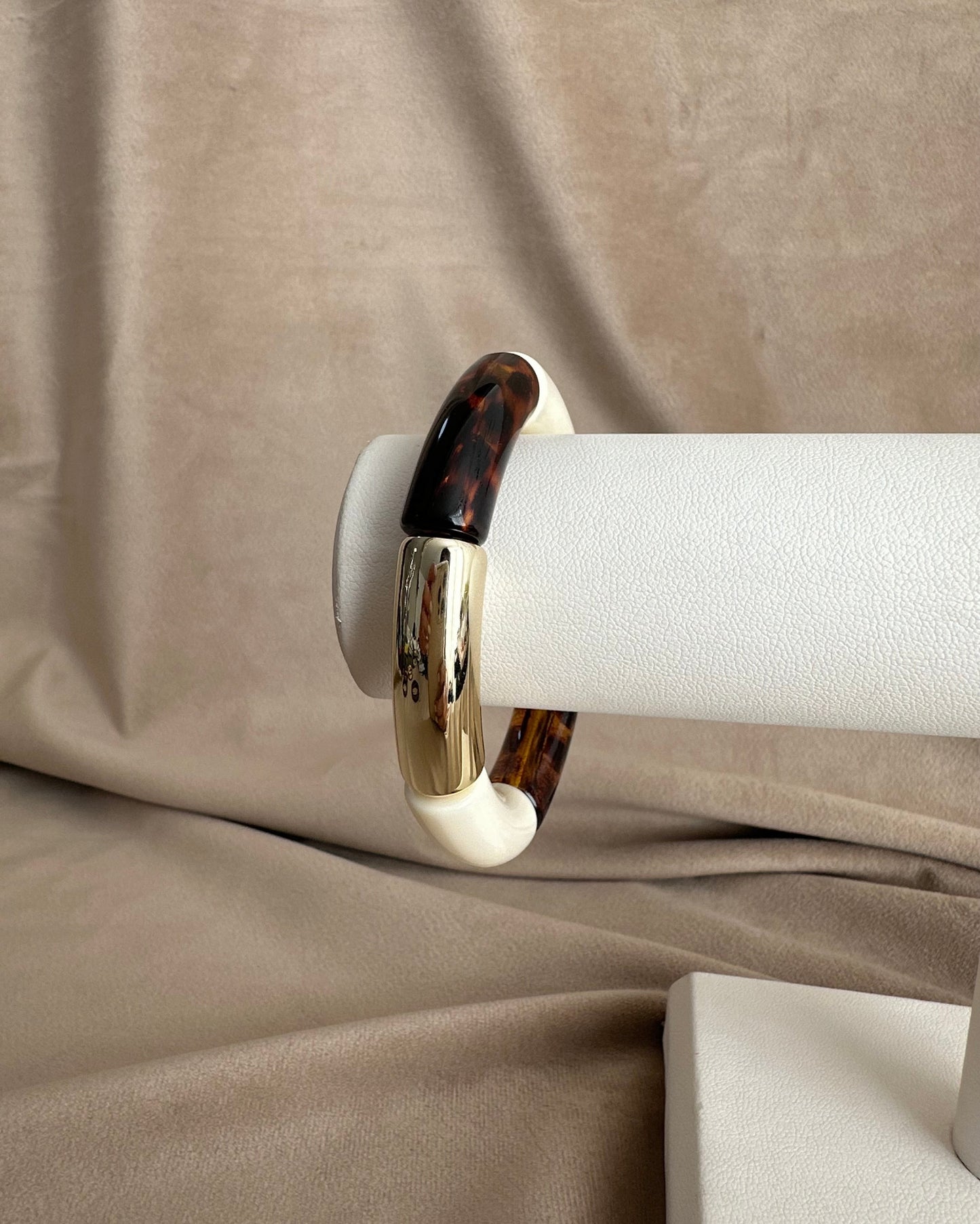 Pulsera Acrílico Café Beige