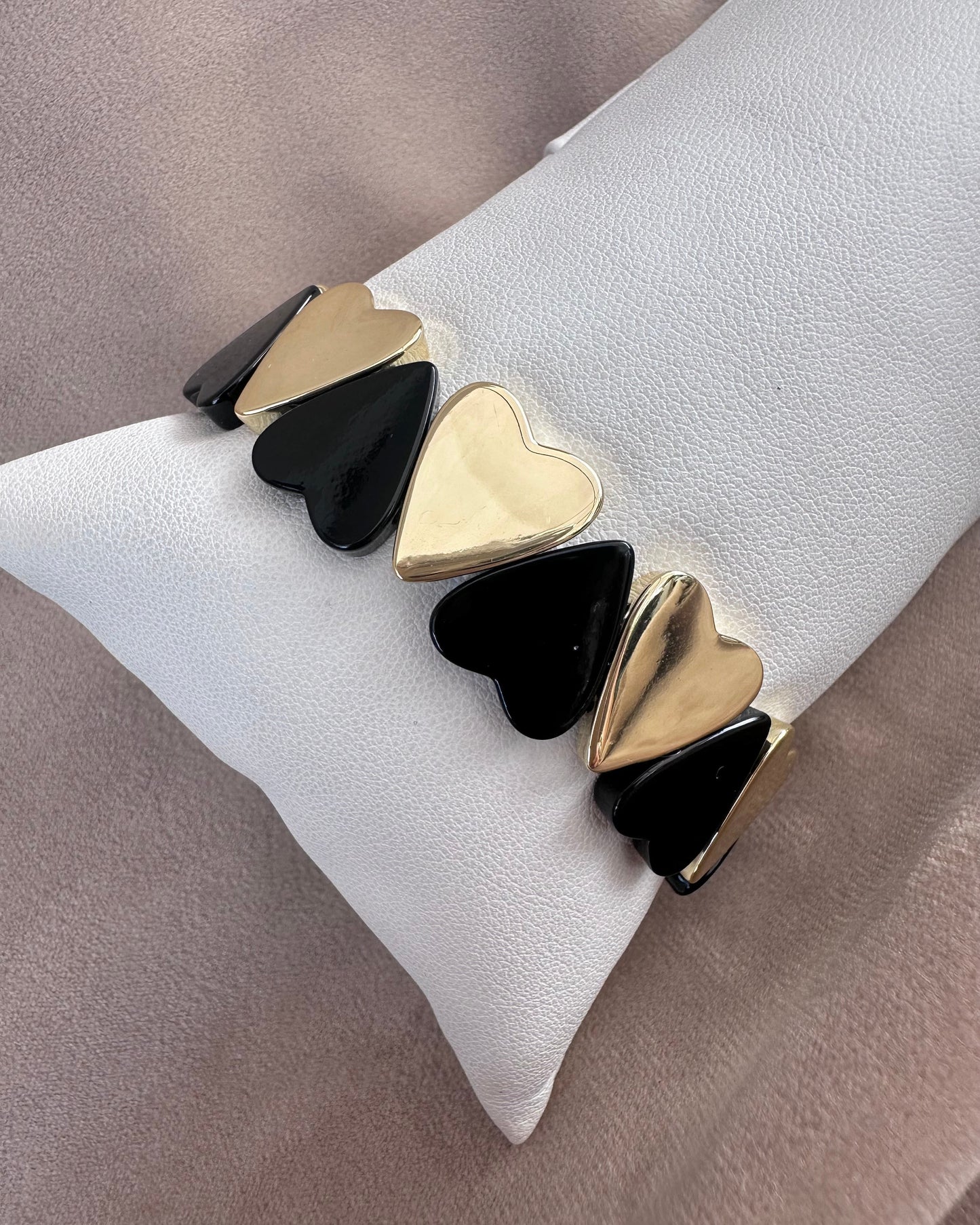 Pulsera Corazones Negros