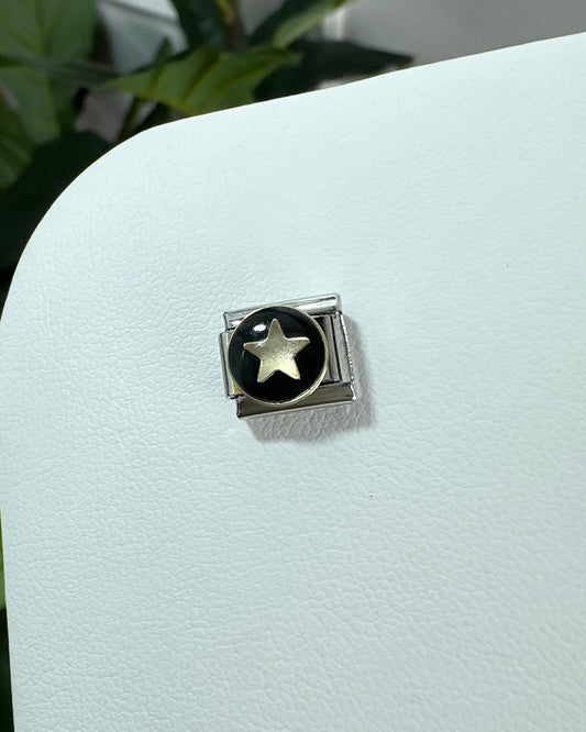 Charm Estrella Negra Plata