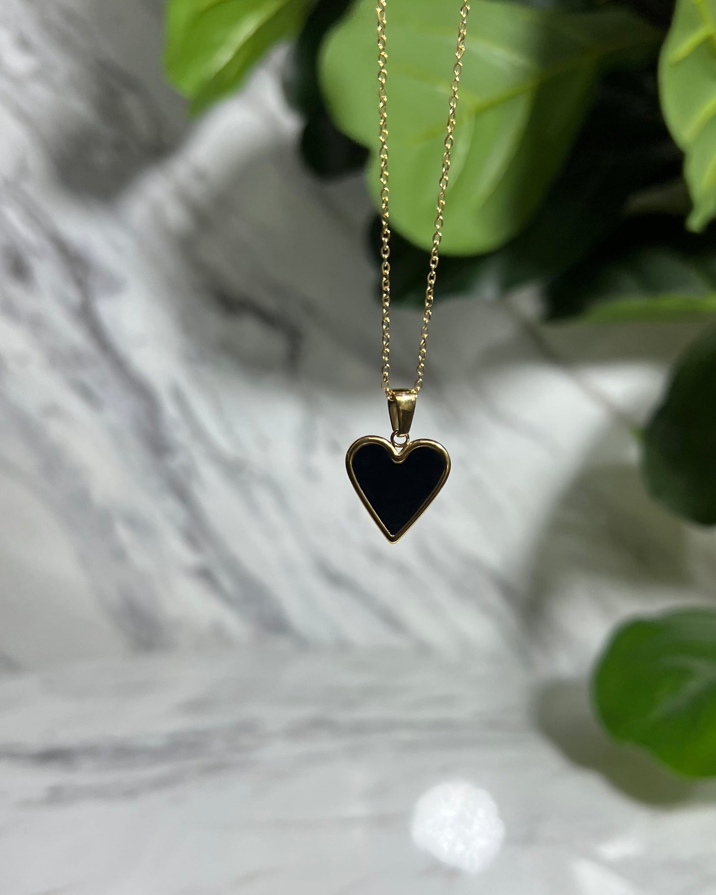 Collar Corazón Negro