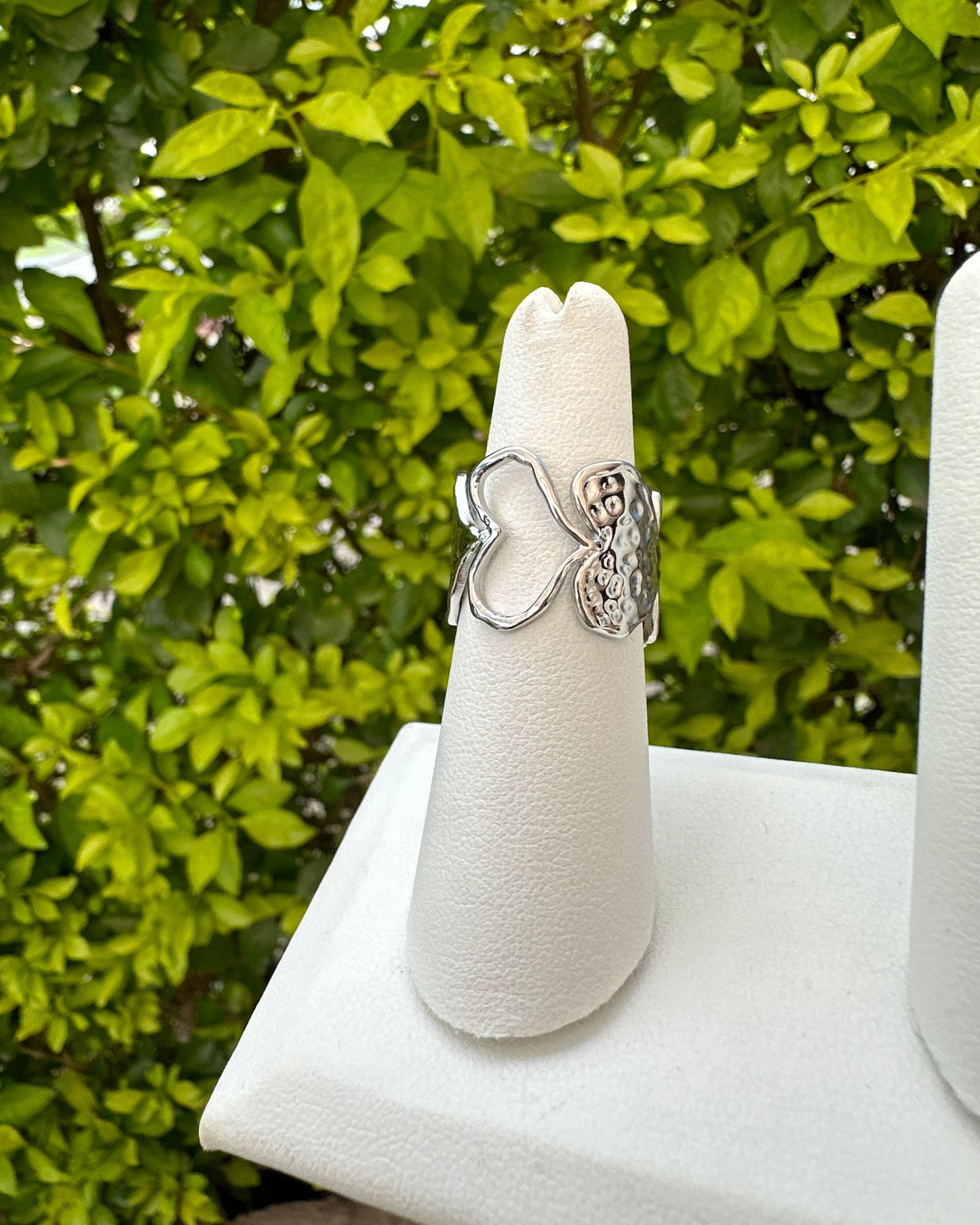 Anillo Corazón Silueta