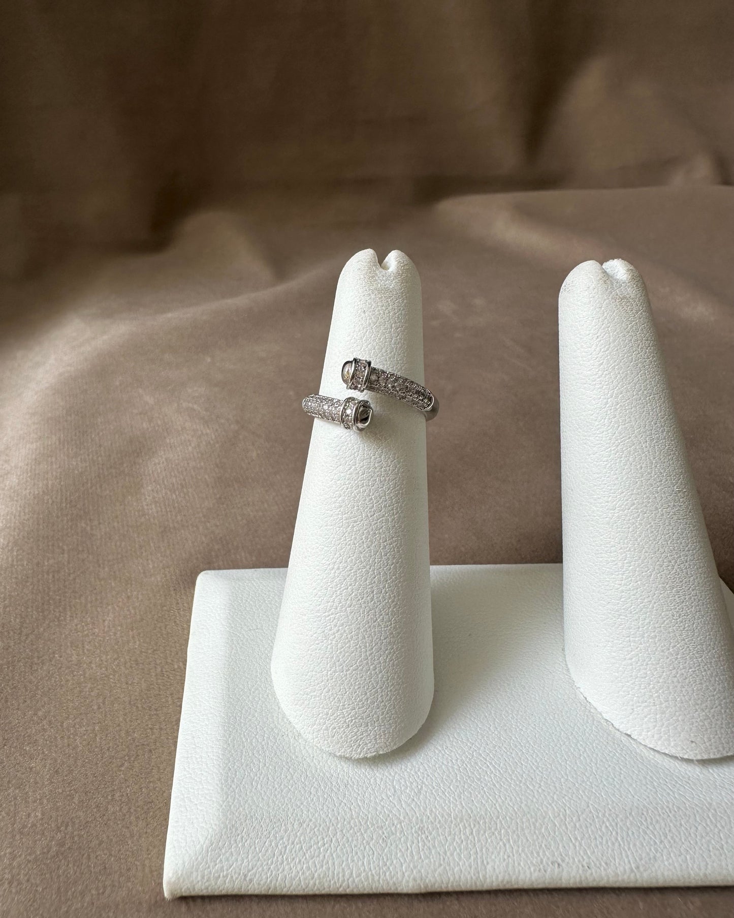 Anillo Entrelazado