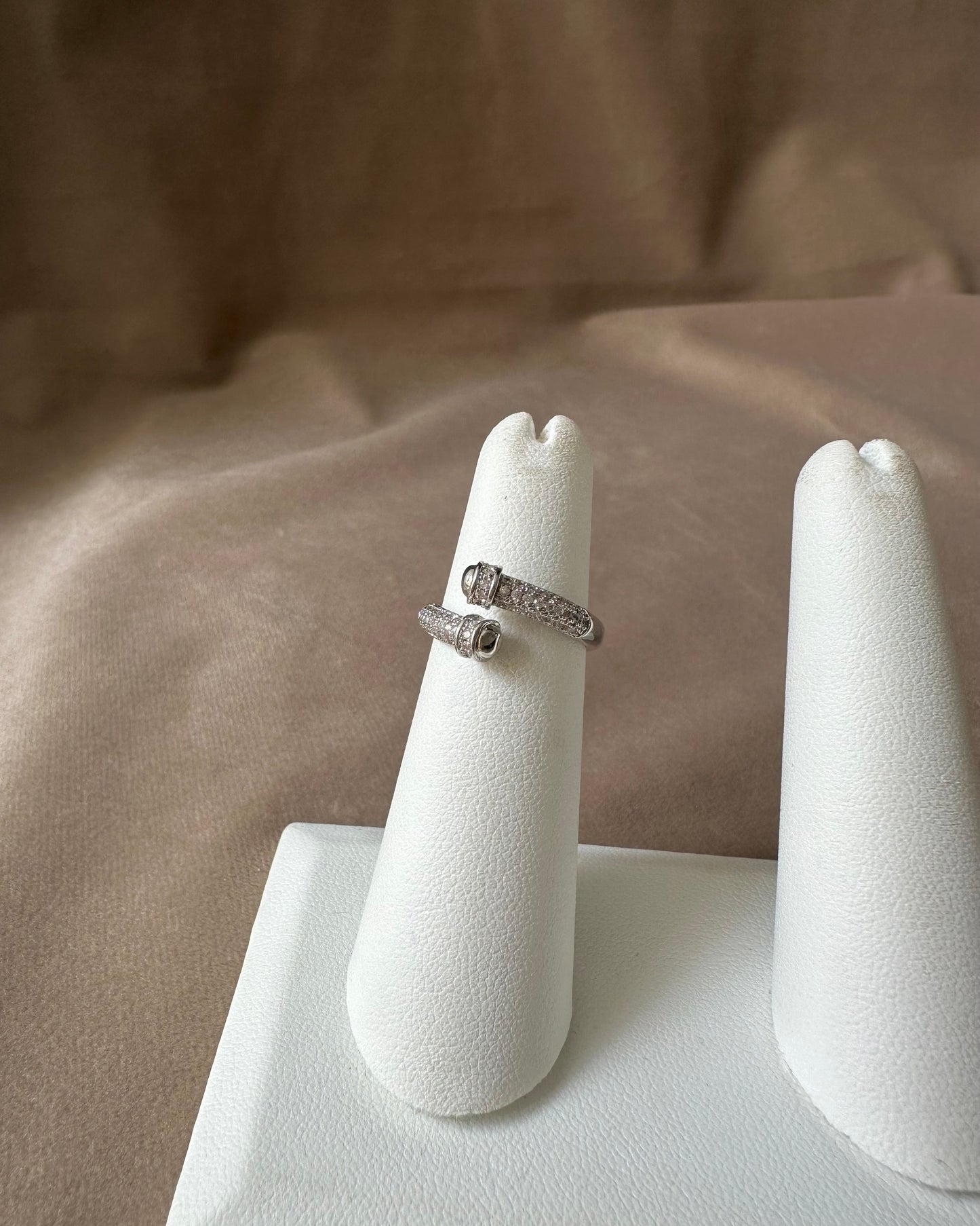 Anillo Entrelazado