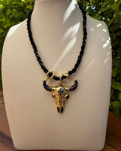 Collar Negro Toro