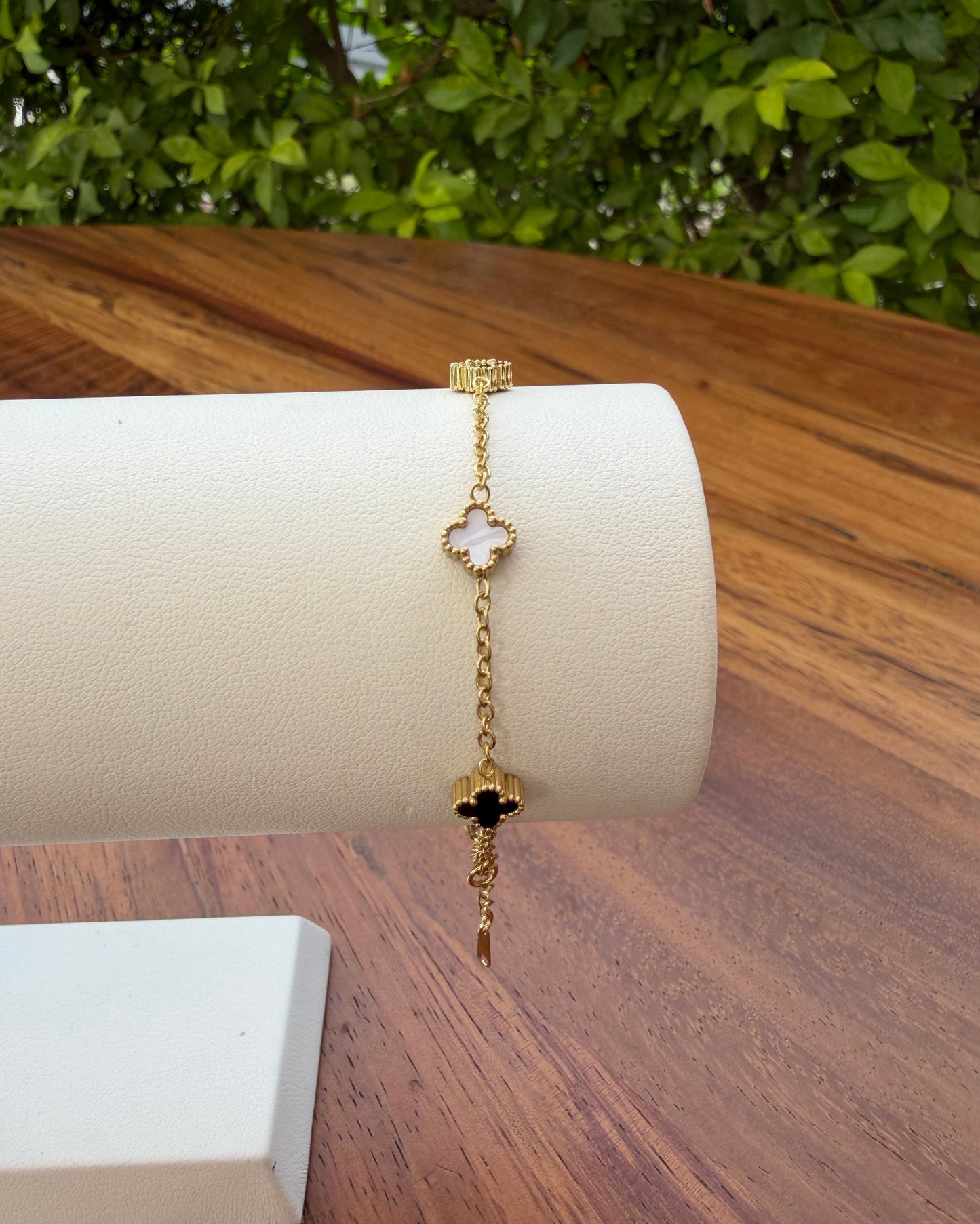 Pulsera Dupe Van Cleef Blanco/Negro
