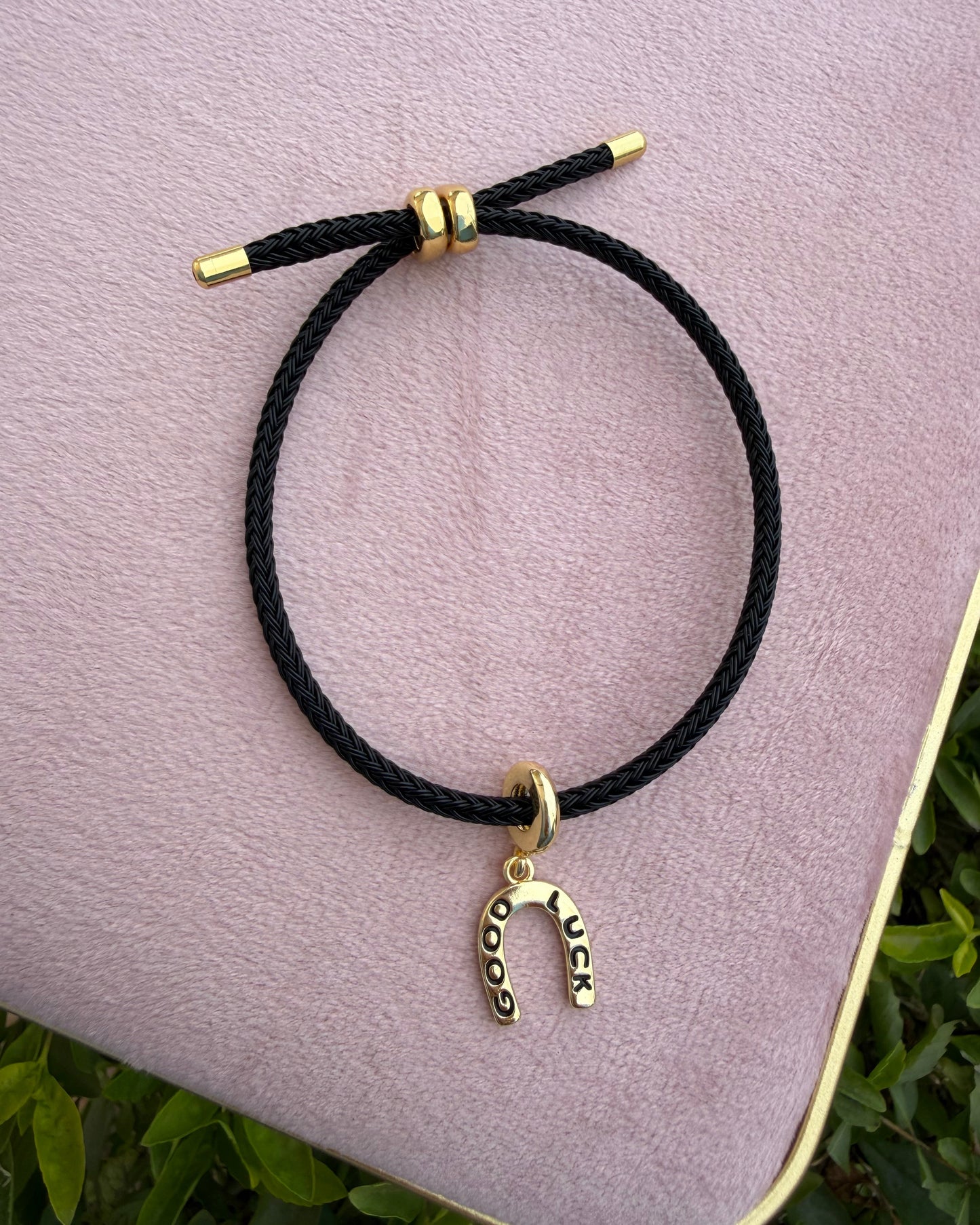Pulsera Colores Dijes Negra