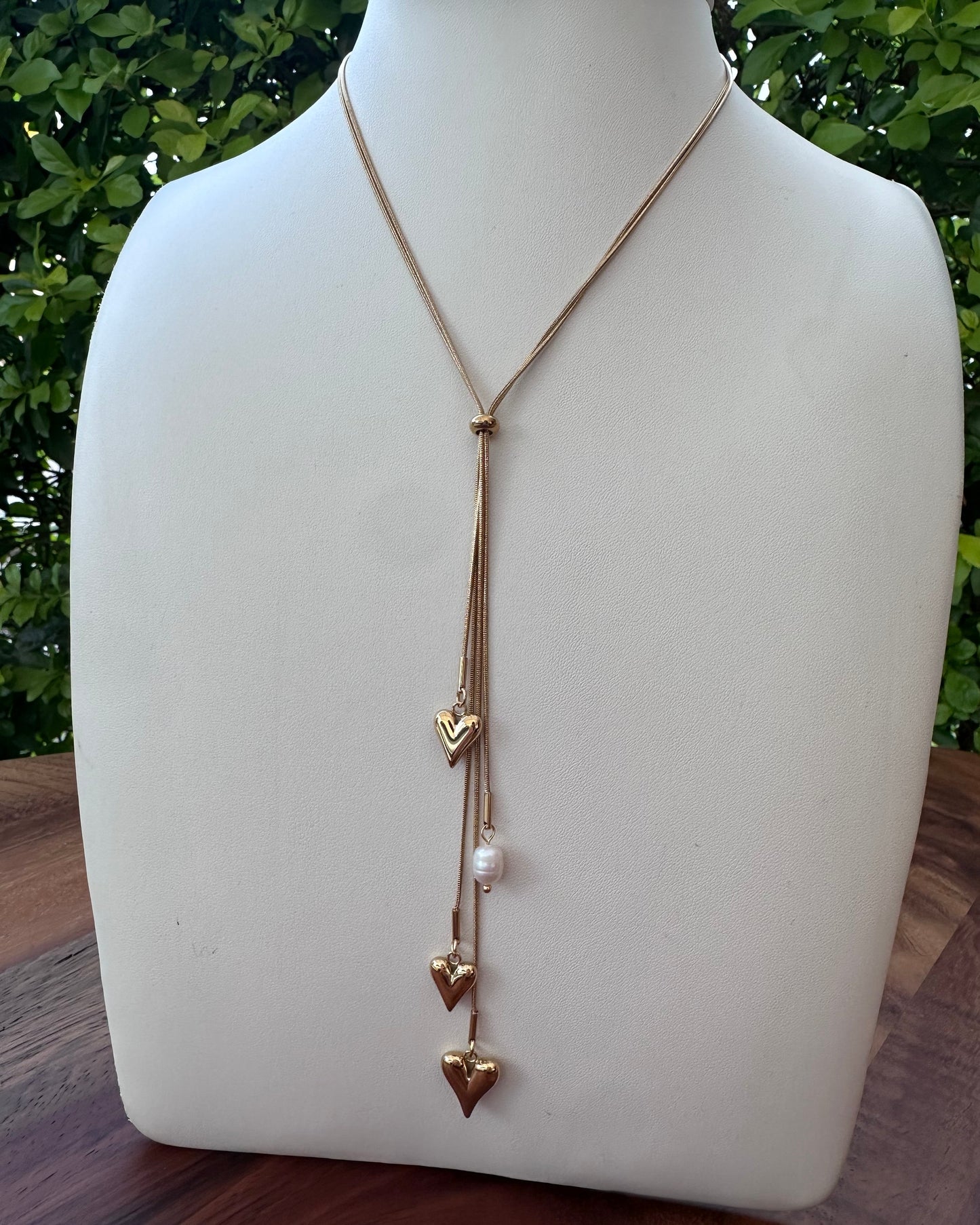 Collar Corbatero Corazones