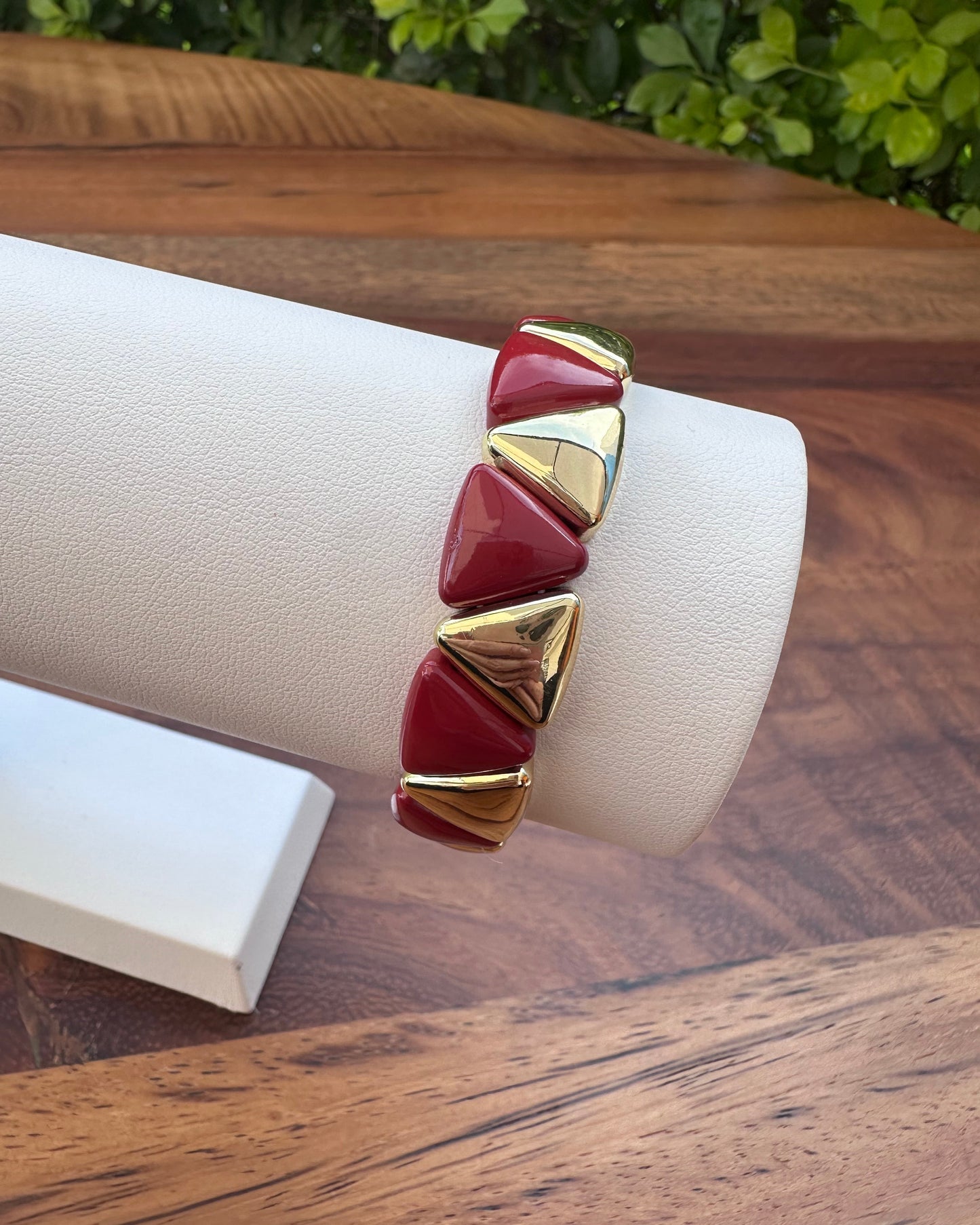 Pulsera Triángulo Roja