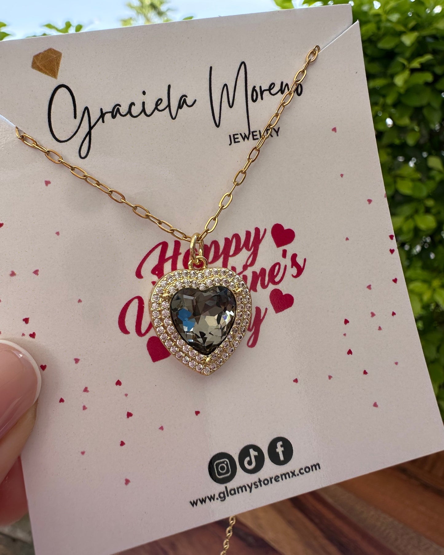 Collar Corazón Gris